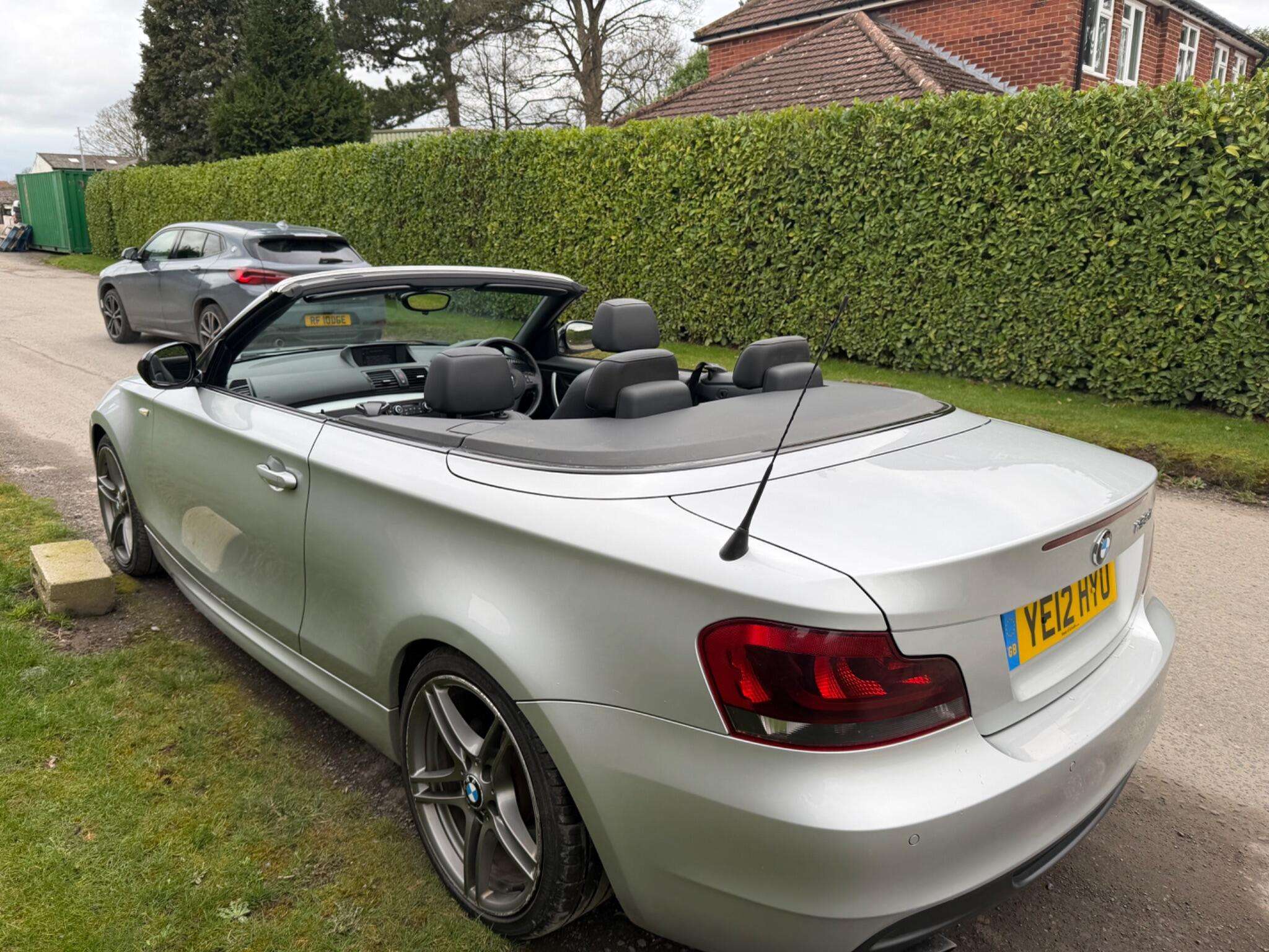 2012 BMW 1 SERIES 2012 BMW 1 SERIES