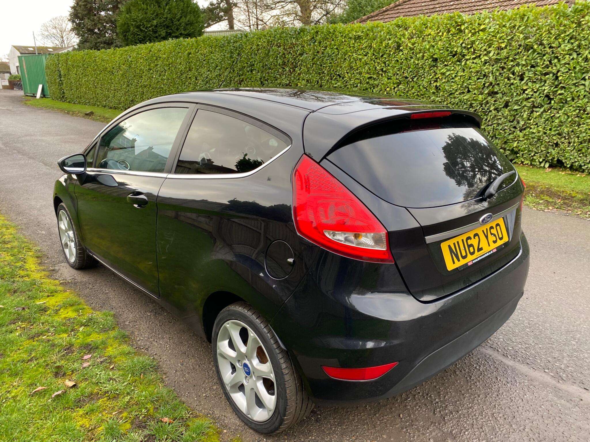 2012 FORD FIESTA 2012 FORD FIESTA