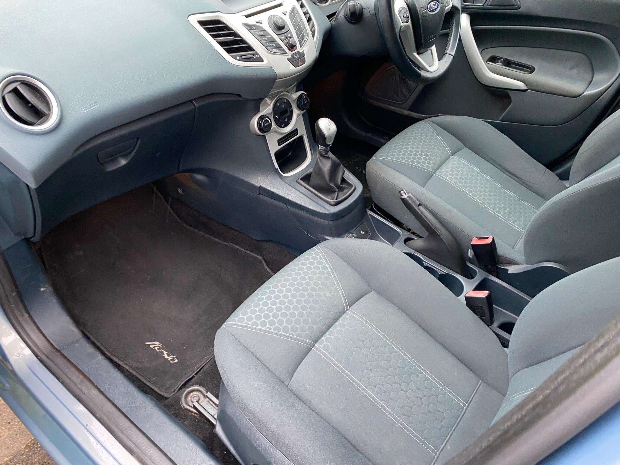 2010 FORD FIESTA 2010 FORD FIESTA