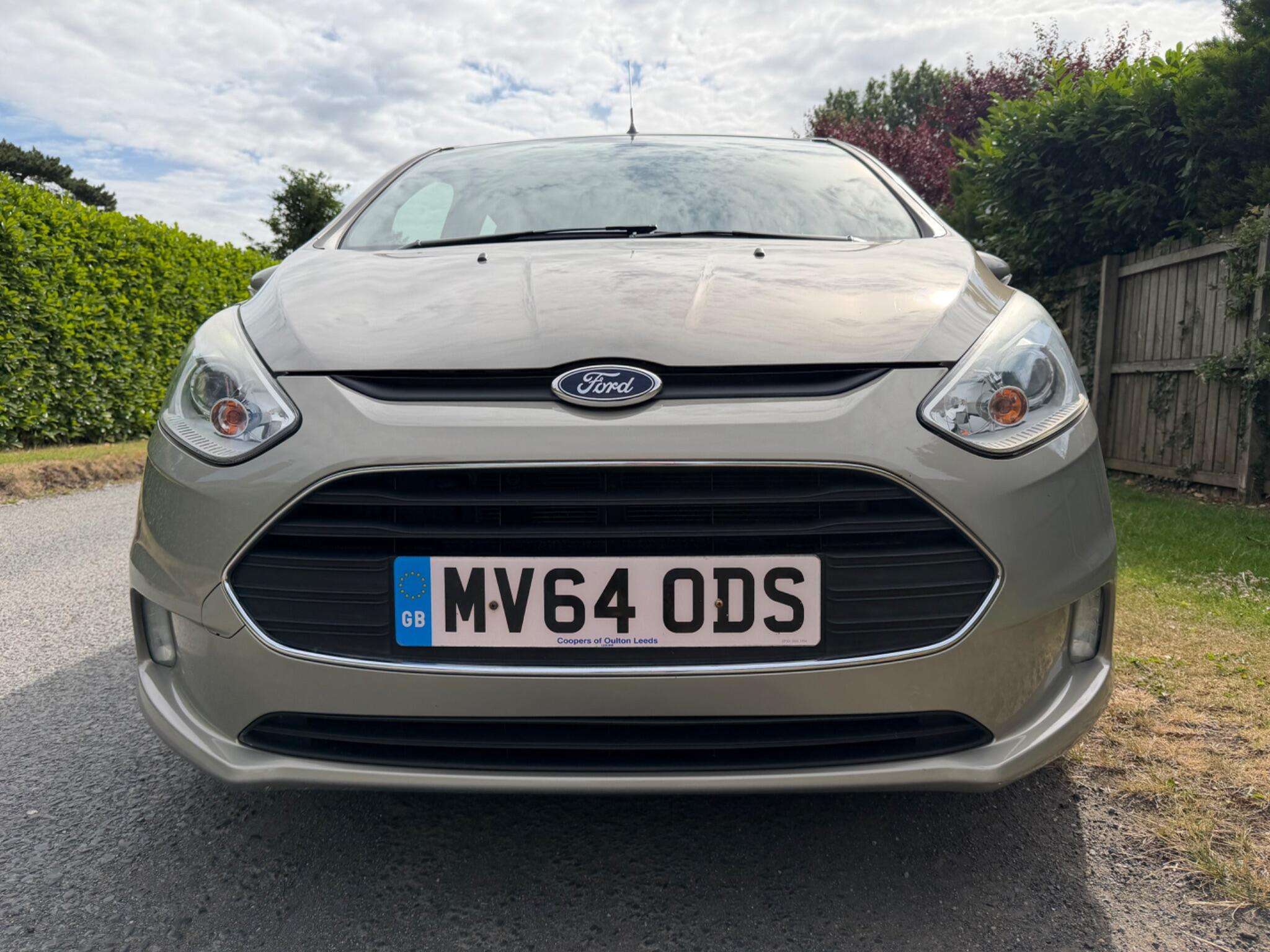 A 2014 FORD B-MAX 1.6 Zetec Powershift Euro 5 5dr A 2014 FORD B-MAX 1.6 Zetec Powershift Euro 5 5dr