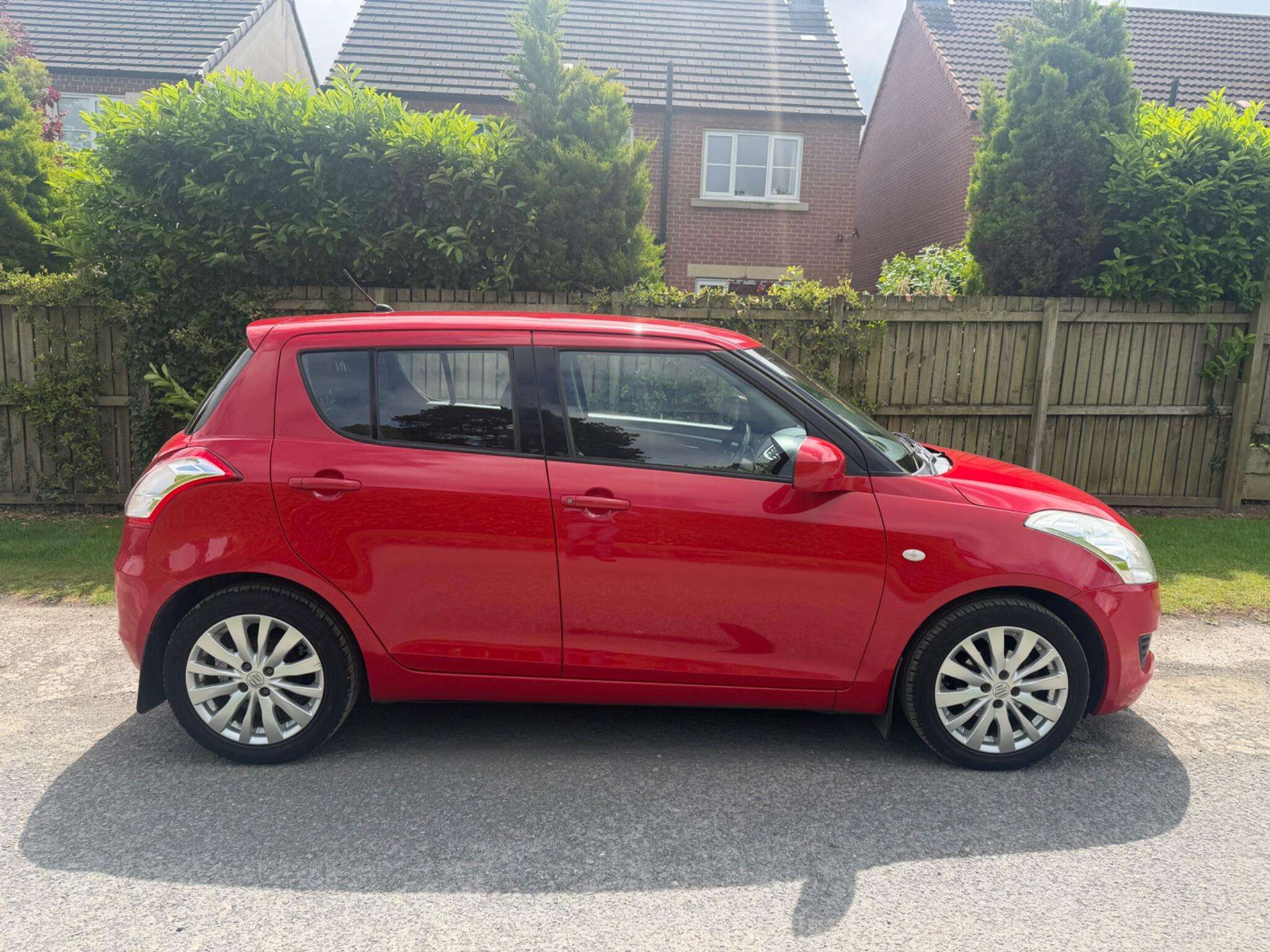 A 2012 SUZUKI SWIFT 1.2 SZ3 Euro 5 5dr A 2012 SUZUKI SWIFT 1.2 SZ3 Euro 5 5dr