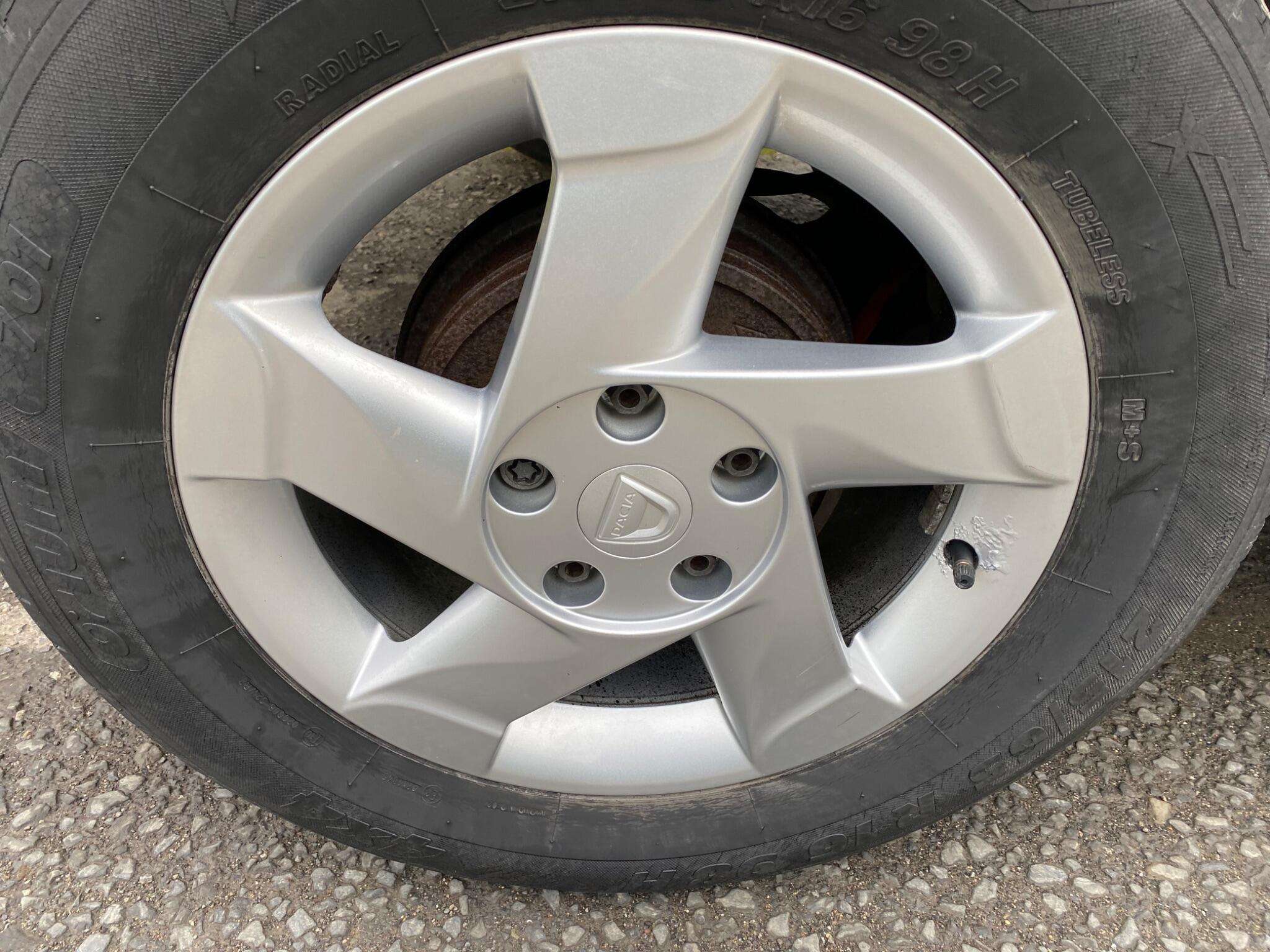 2013 DACIA DUSTER 2013 DACIA DUSTER