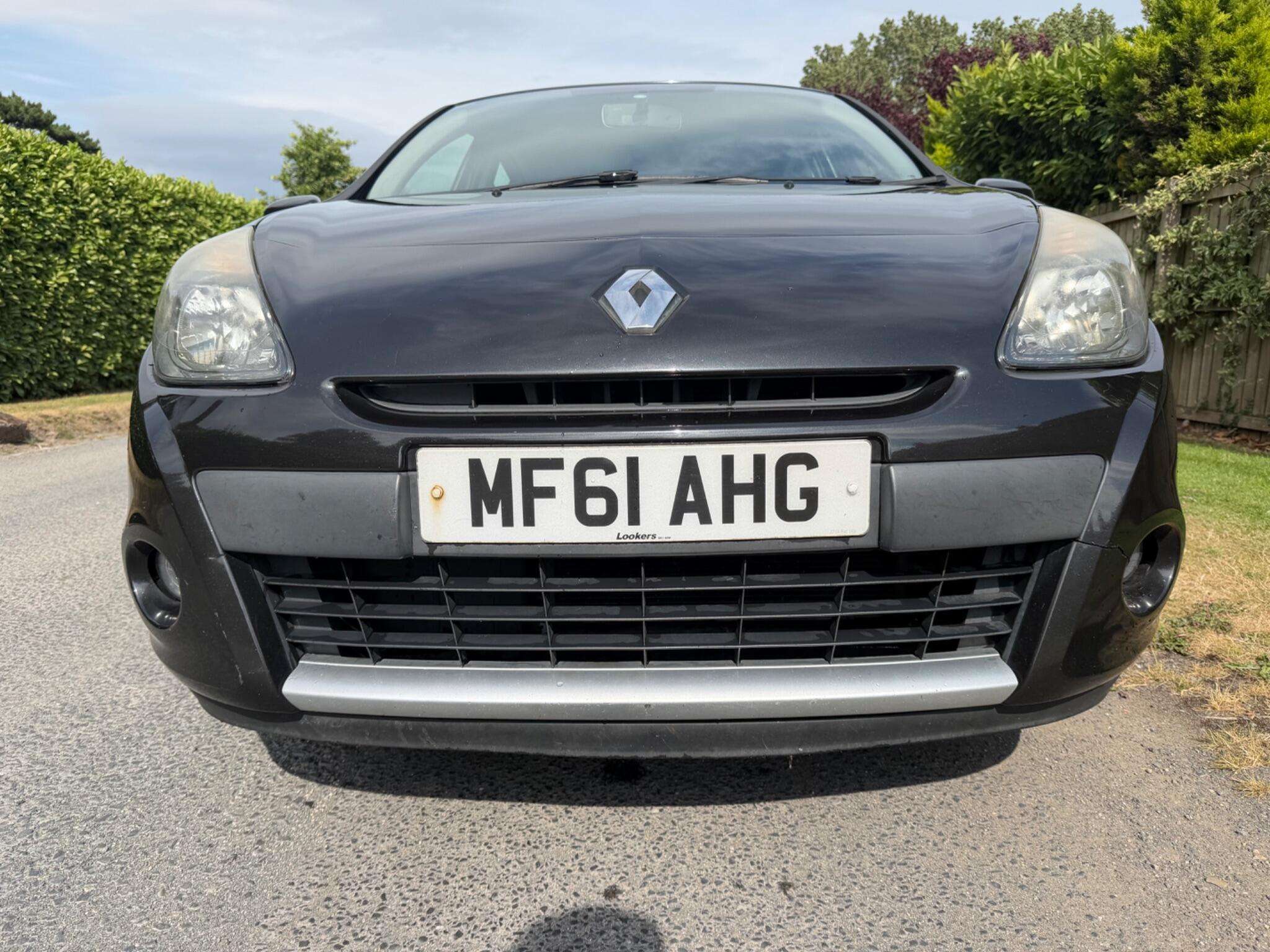 A 2011 RENAULT CLIO 1.2 Expression Euro 5 5dr A 2011 RENAULT CLIO 1.2 Expression Euro 5 5dr