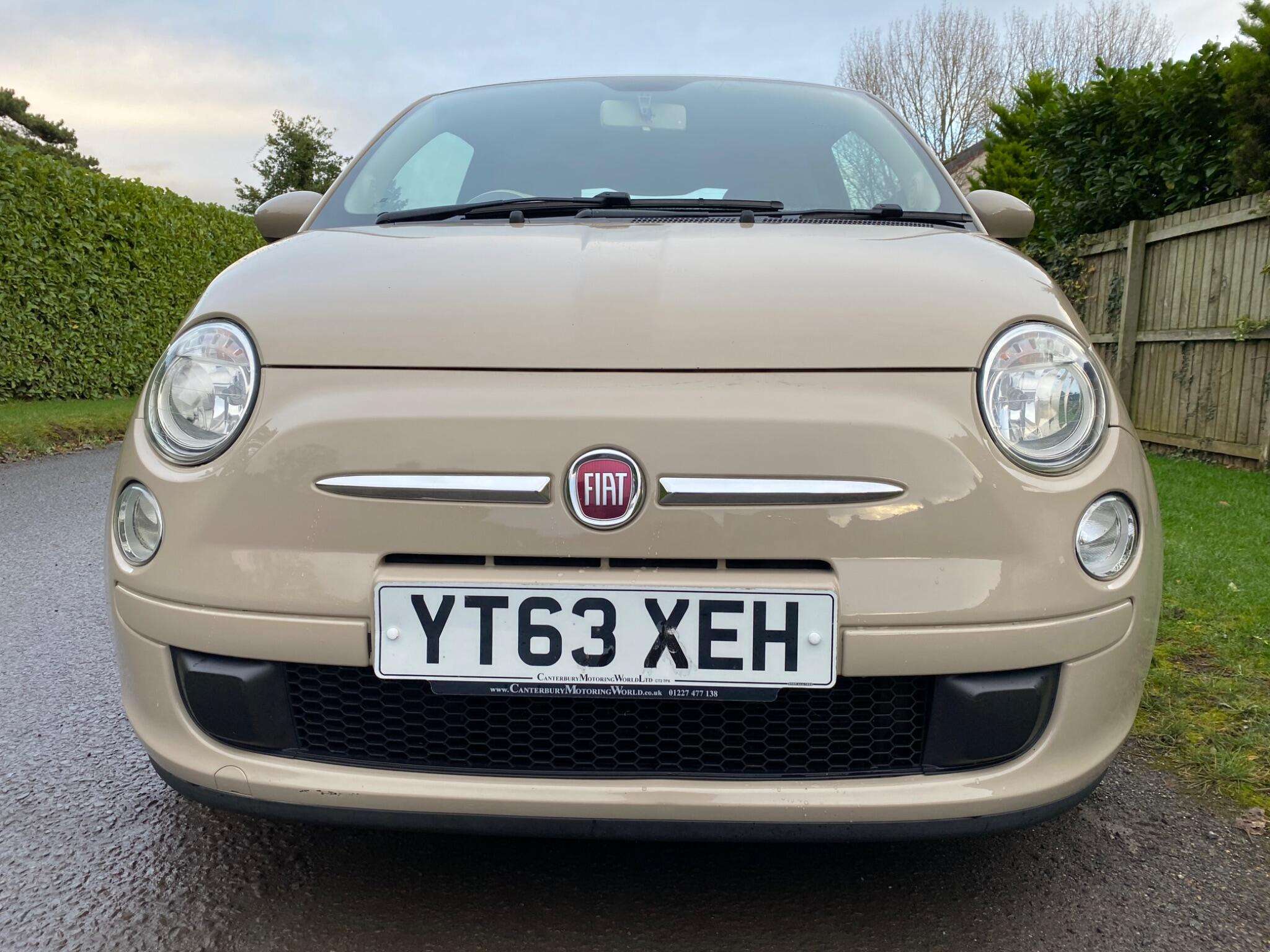 A 2013 FIAT 500 1.2 Colour Therapy Euro 5 (s/s) 3dr A 2013 FIAT 500 1.2 Colour Therapy Euro 5 (s/s) 3dr