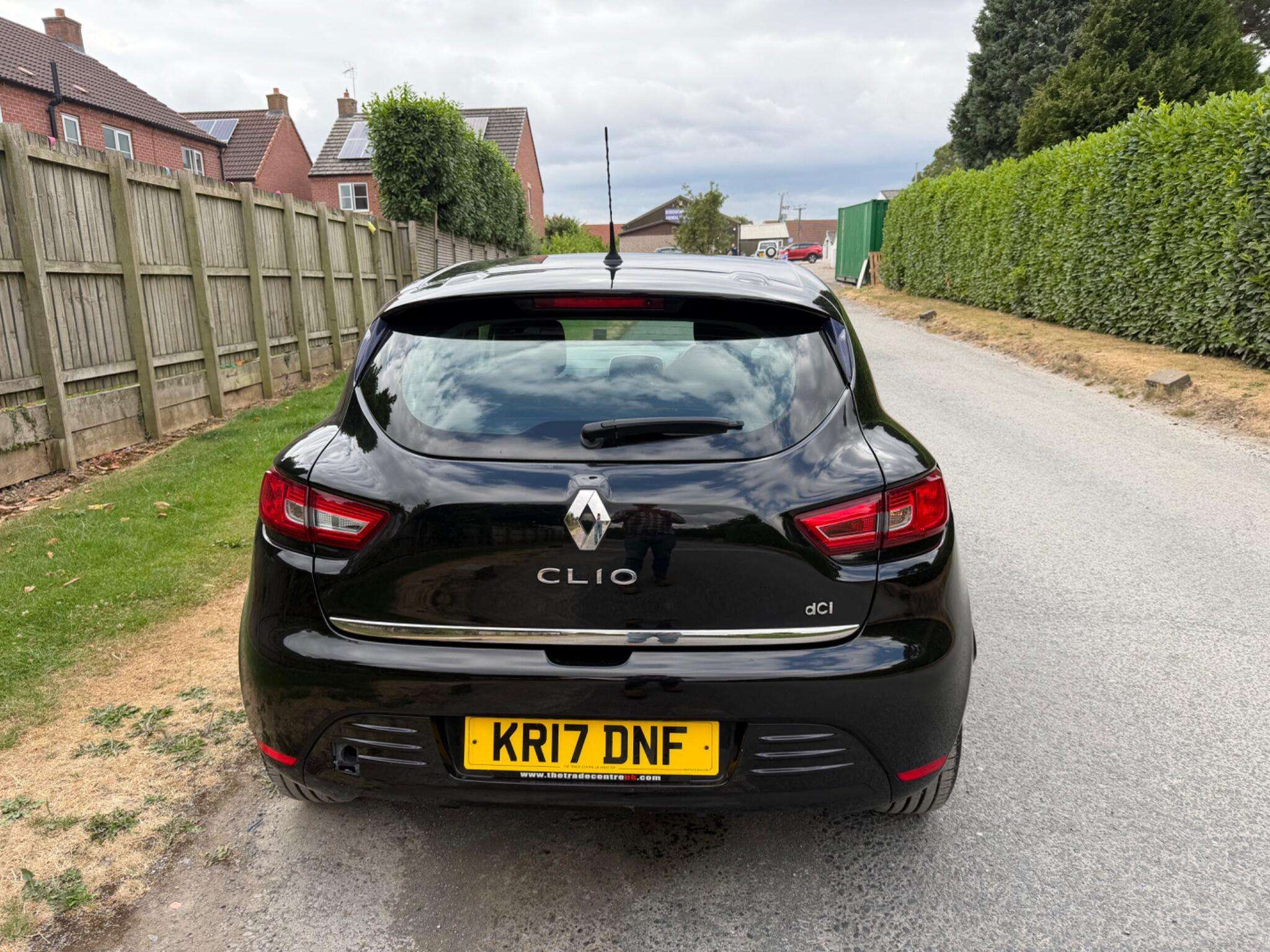 2017 RENAULT CLIO 2017 RENAULT CLIO