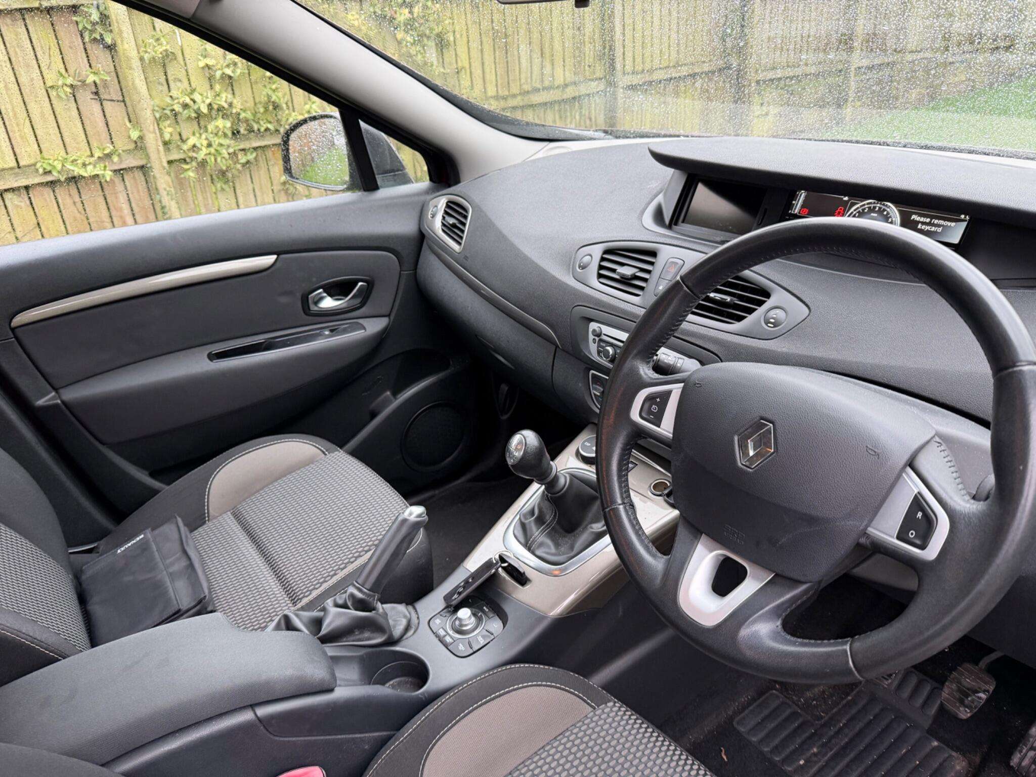 2014 RENAULT SCENIC XMOD 2014 RENAULT SCENIC XMOD