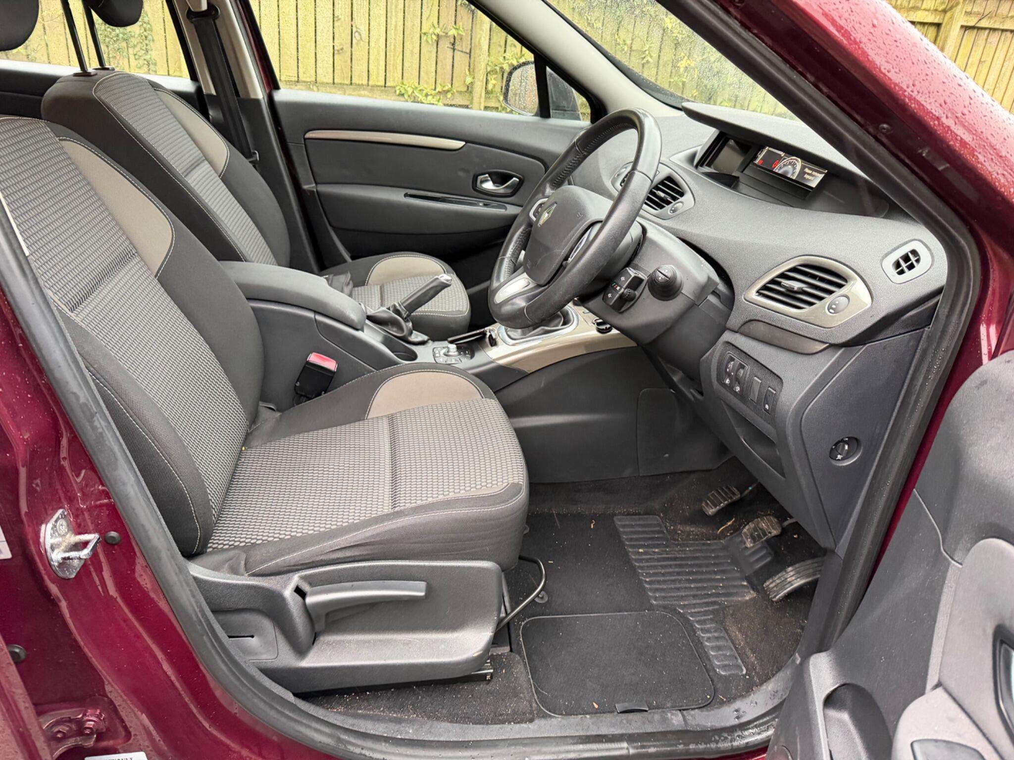 2014 RENAULT SCENIC XMOD 2014 RENAULT SCENIC XMOD