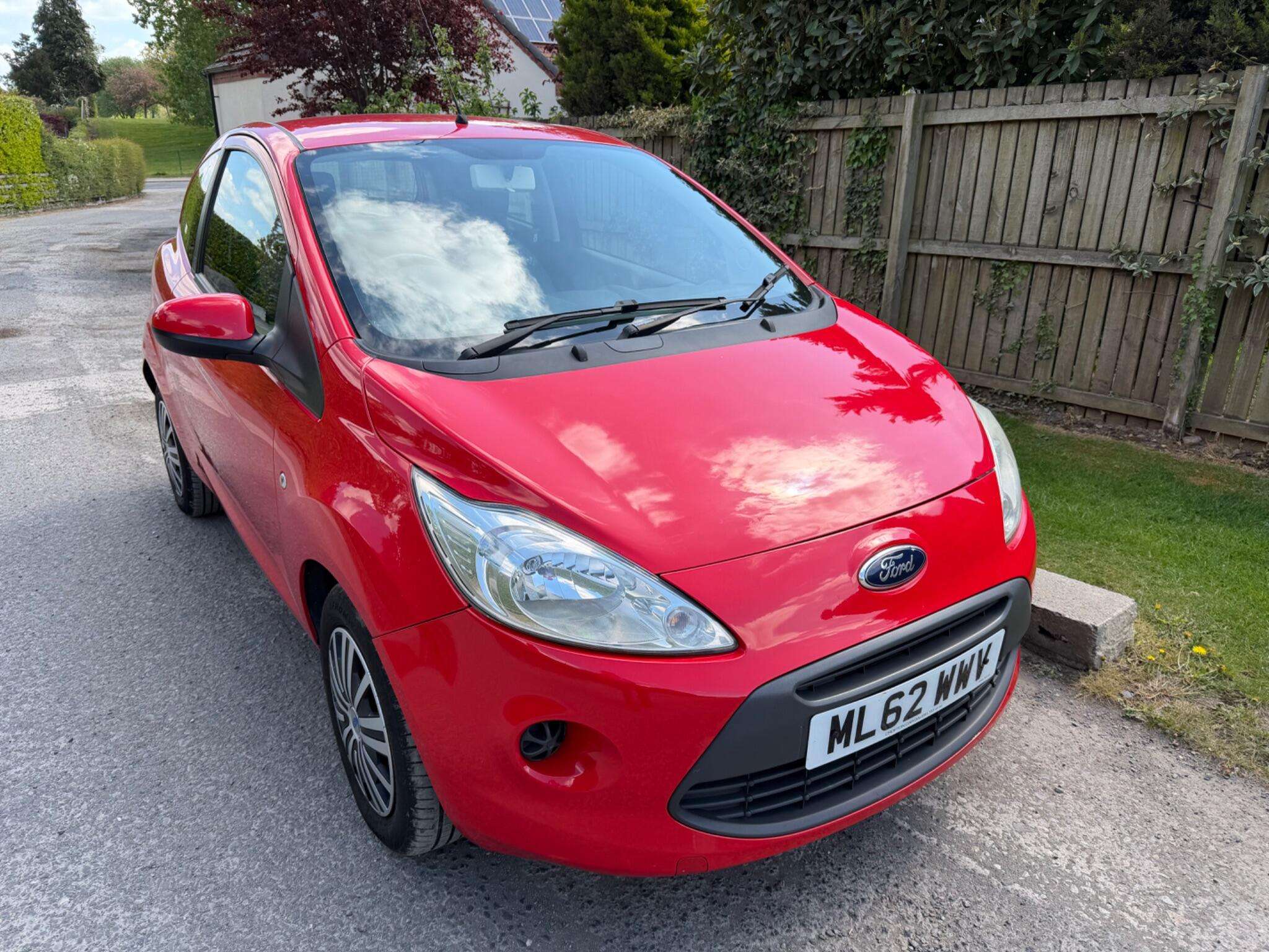 A 2012 FORD KA 1.2 Edge Euro 5 (s/s) 3dr A 2012 FORD KA 1.2 Edge Euro 5 (s/s) 3dr