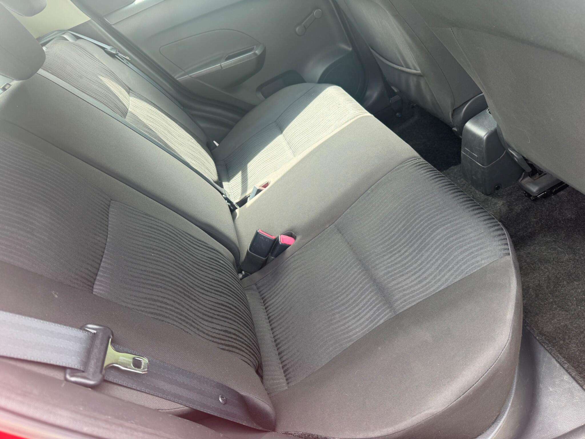 2012 SUZUKI SWIFT 2012 SUZUKI SWIFT