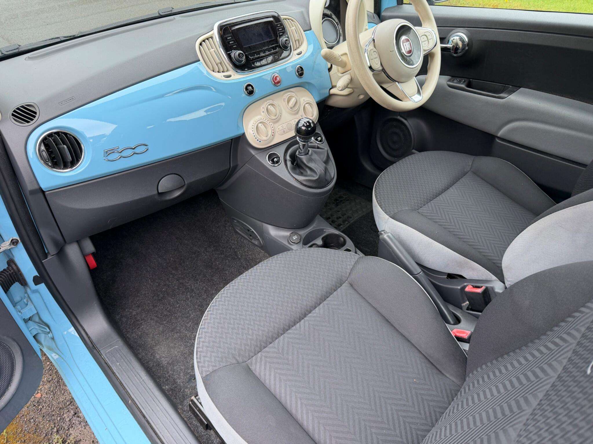 2017 FIAT 500 2017 FIAT 500