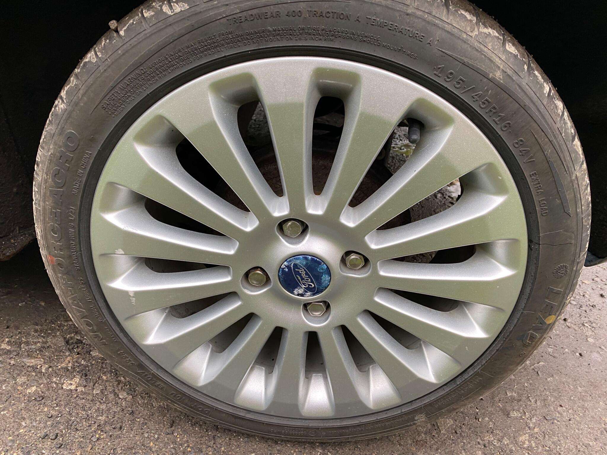 2010 FORD FIESTA 2010 FORD FIESTA