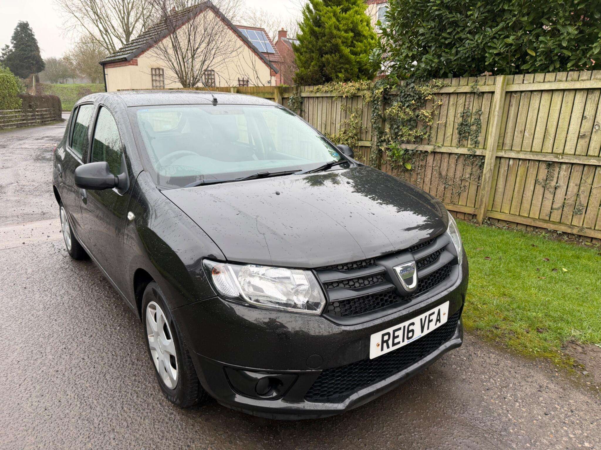 A 2016 DACIA SANDERO 1.2 Ambiance Euro 6 5dr A 2016 DACIA SANDERO 1.2 Ambiance Euro 6 5dr