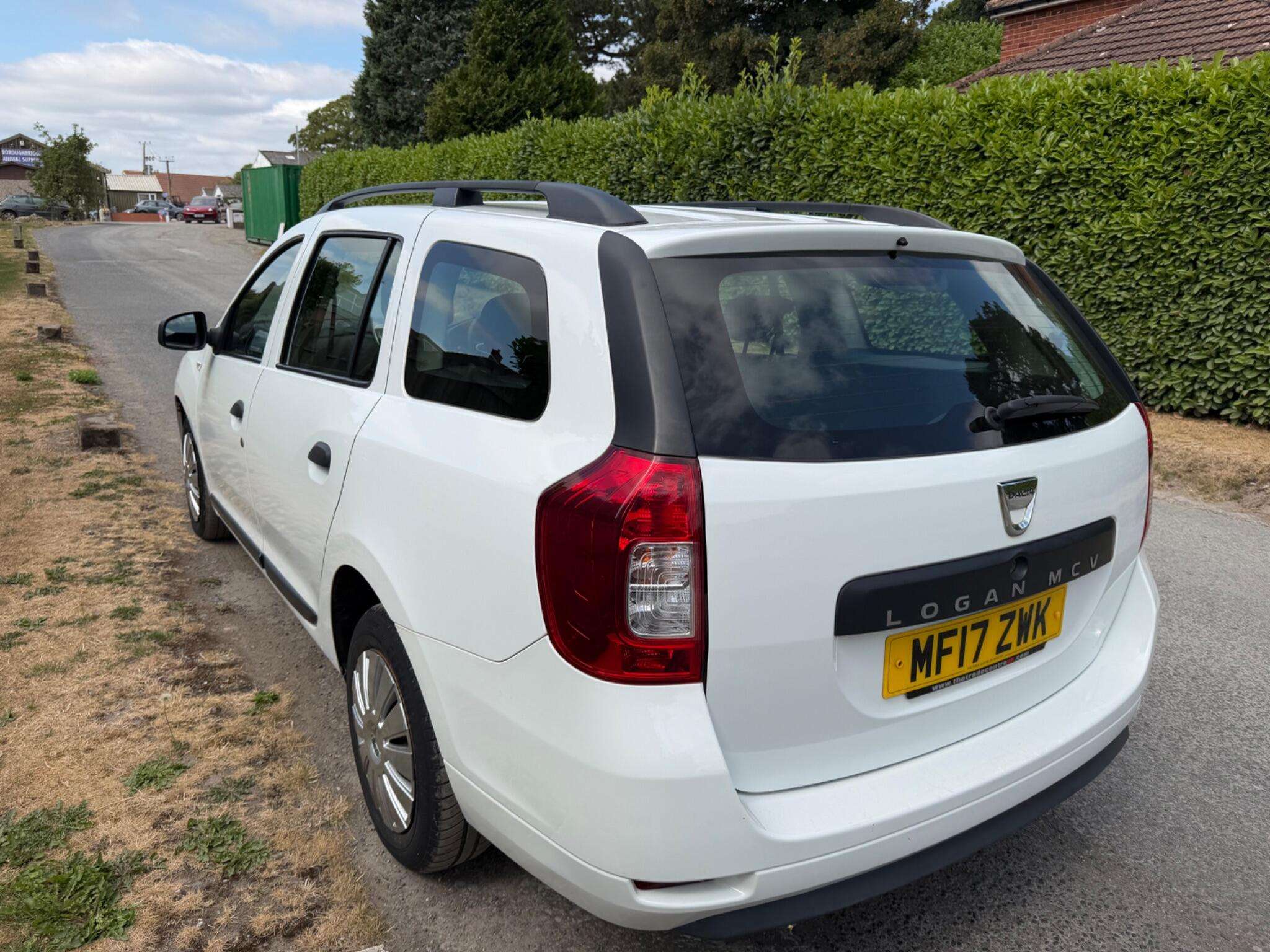 2017 DACIA LOGAN 2017 DACIA LOGAN