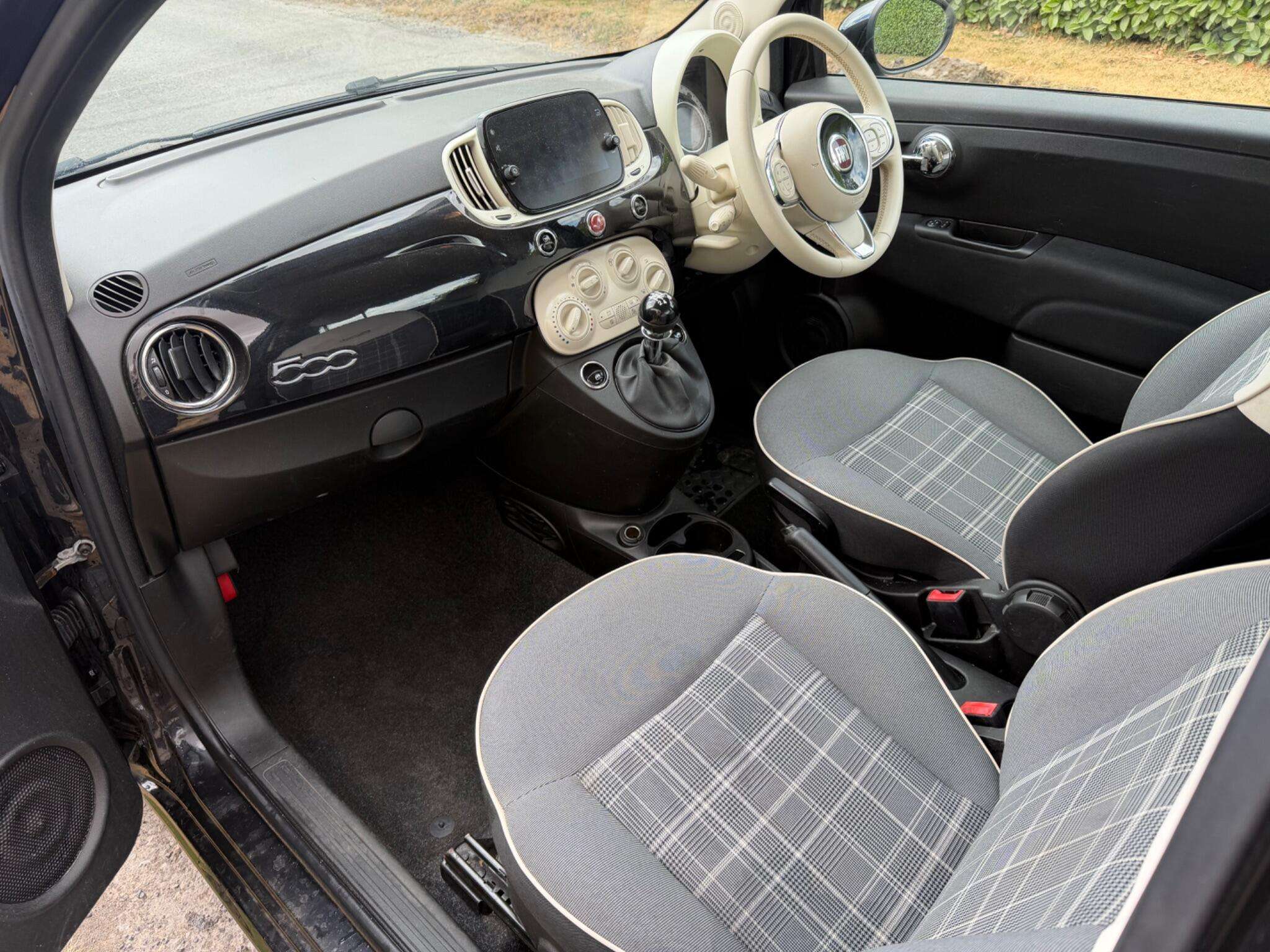 2020 FIAT 500 2020 FIAT 500