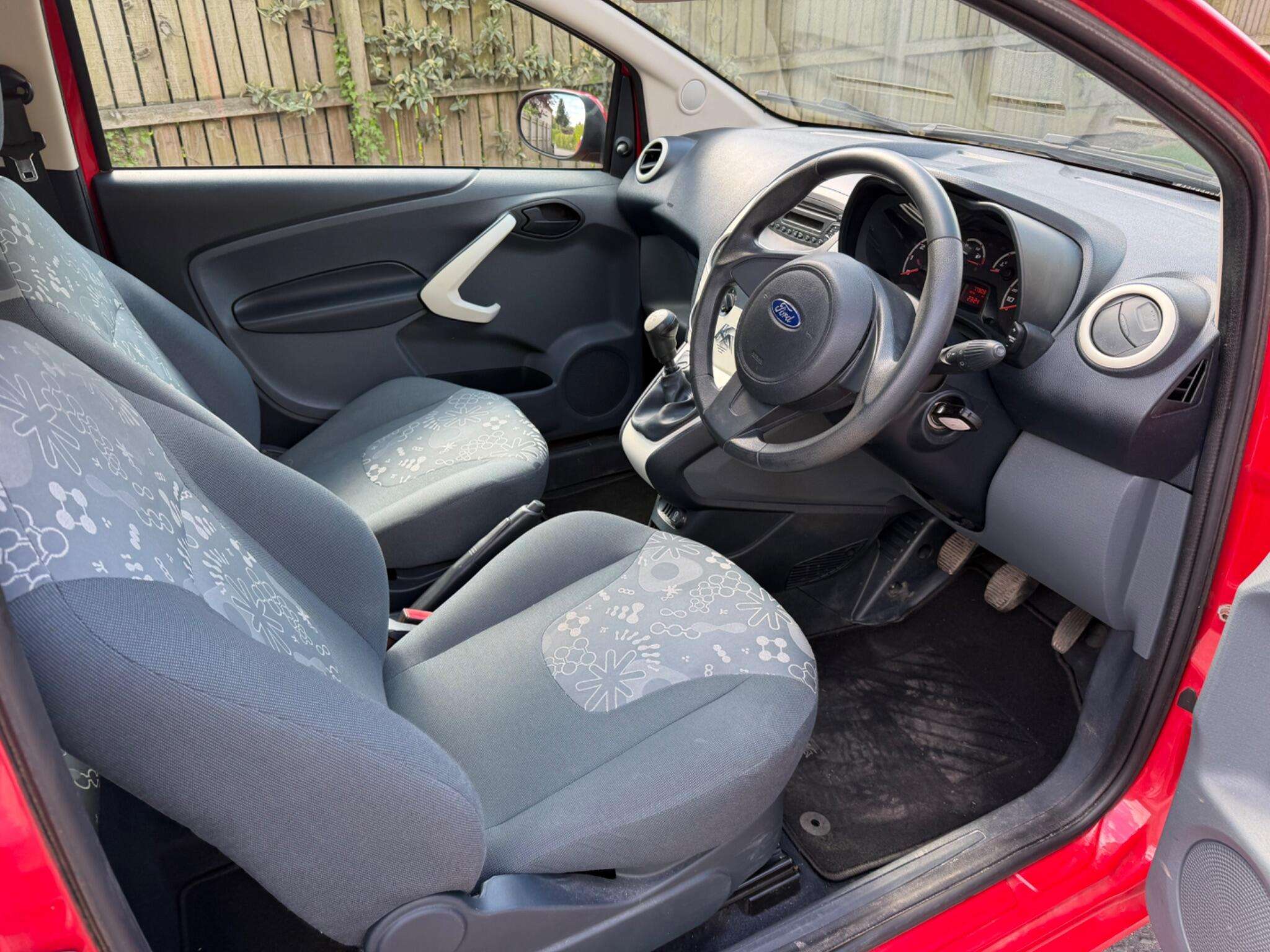 2012 FORD KA 2012 FORD KA