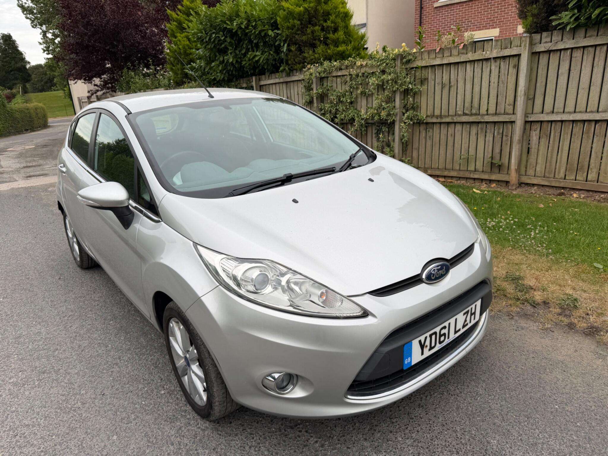 A 2011 FORD FIESTA 1.4 Zetec 5dr A 2011 FORD FIESTA 1.4 Zetec 5dr