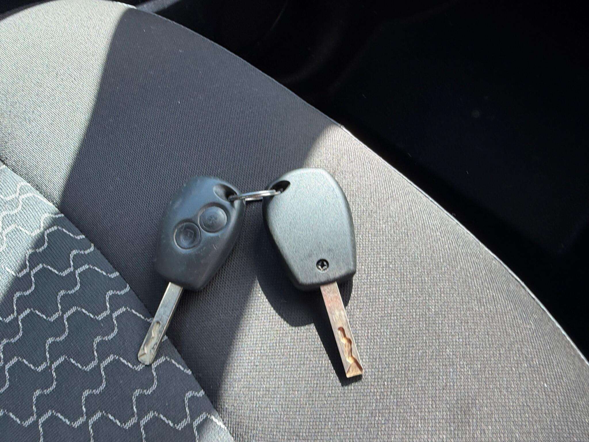2016 RENAULT KANGOO 2016 RENAULT KANGOO