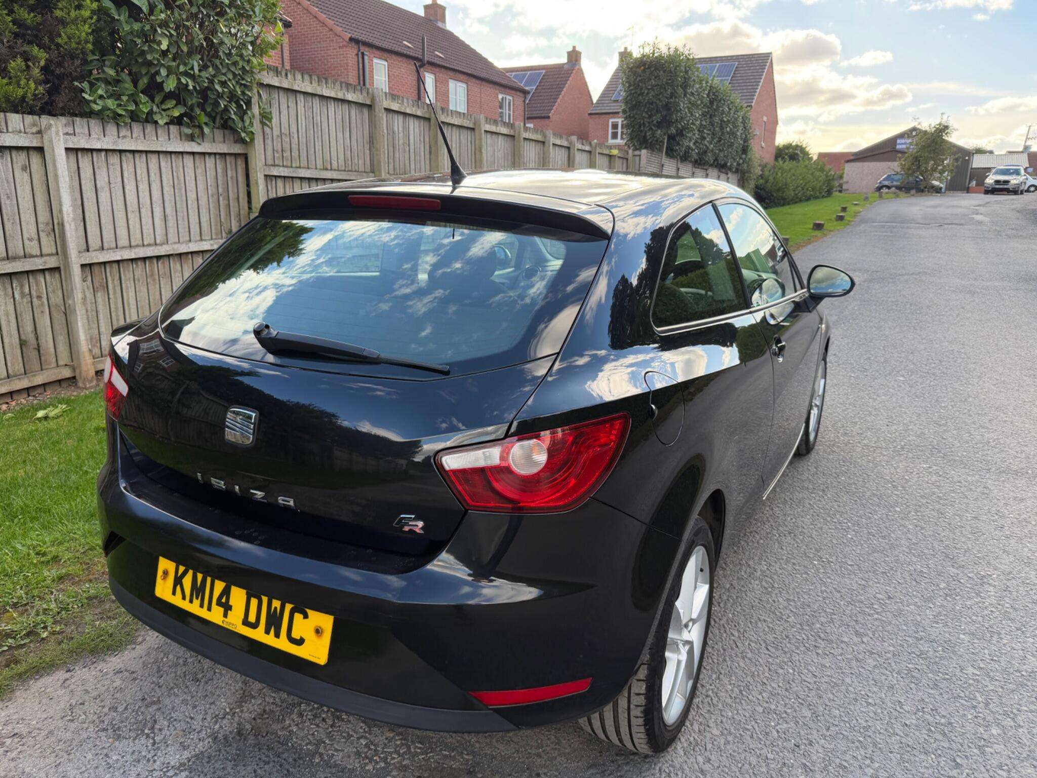 2014 SEAT IBIZA 2014 SEAT IBIZA