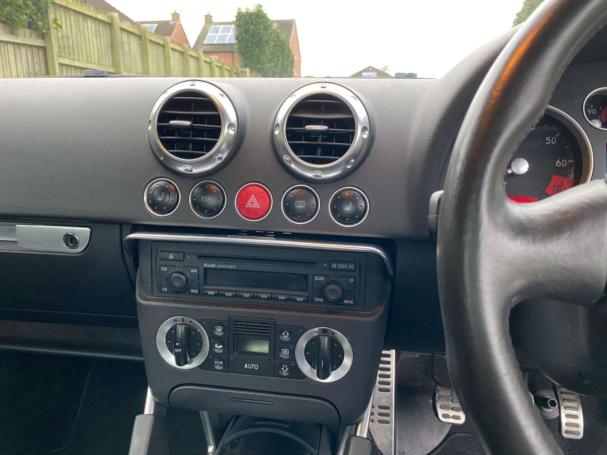 2005 AUDI TT 2005 AUDI TT