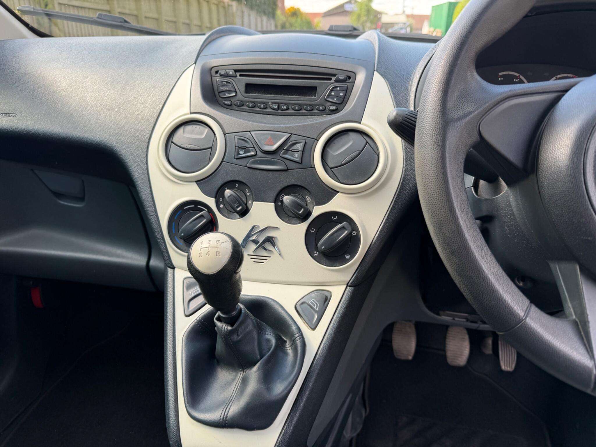 2012 FORD KA 2012 FORD KA