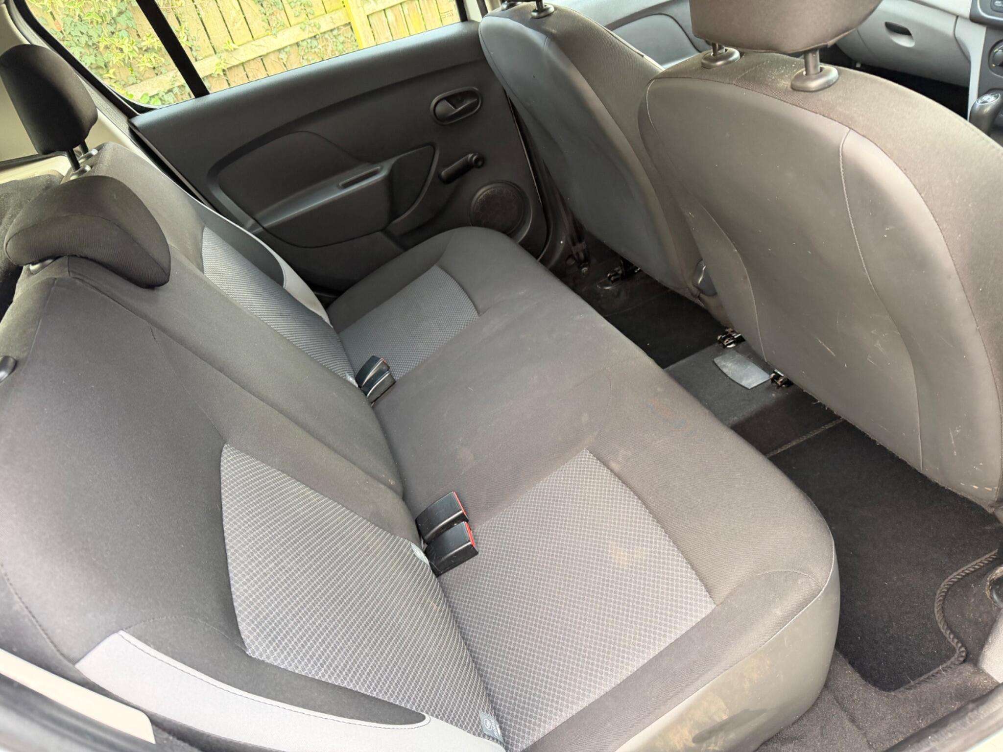 2013 DACIA SANDERO 2013 DACIA SANDERO