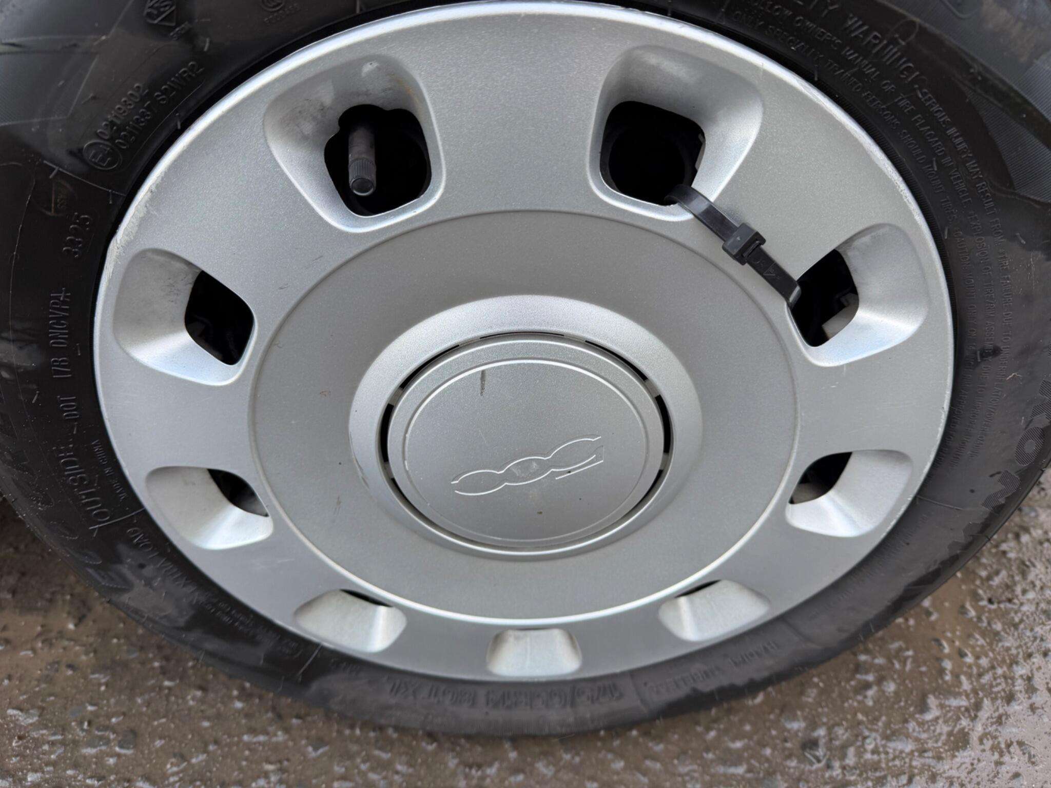 2013 FIAT 500 2013 FIAT 500