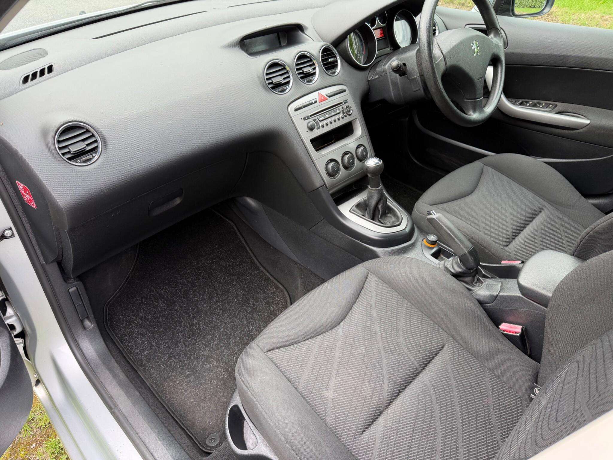 2009 PEUGEOT 308 2009 PEUGEOT 308