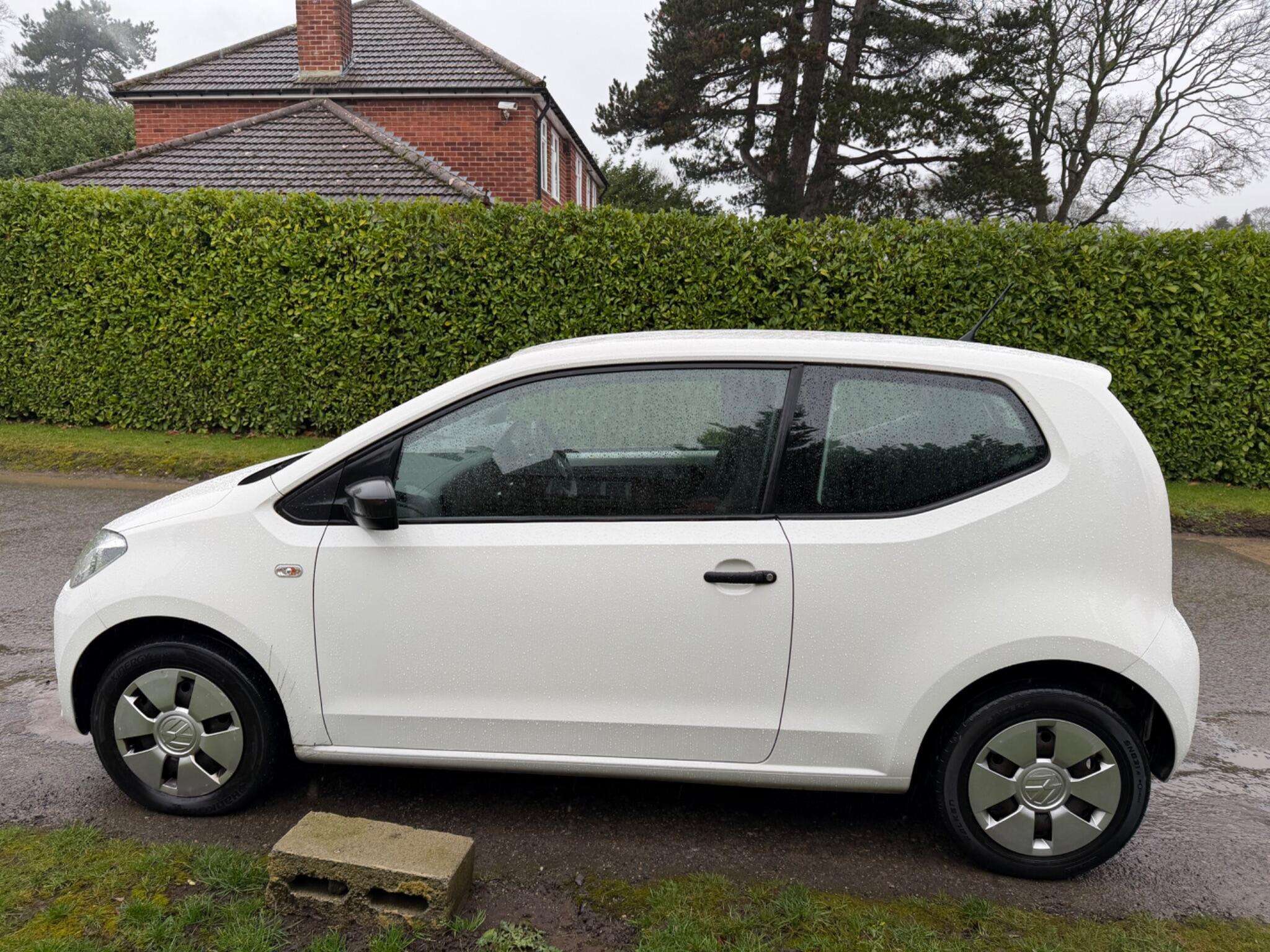 2014 VOLKSWAGEN UP! 2014 VOLKSWAGEN UP!