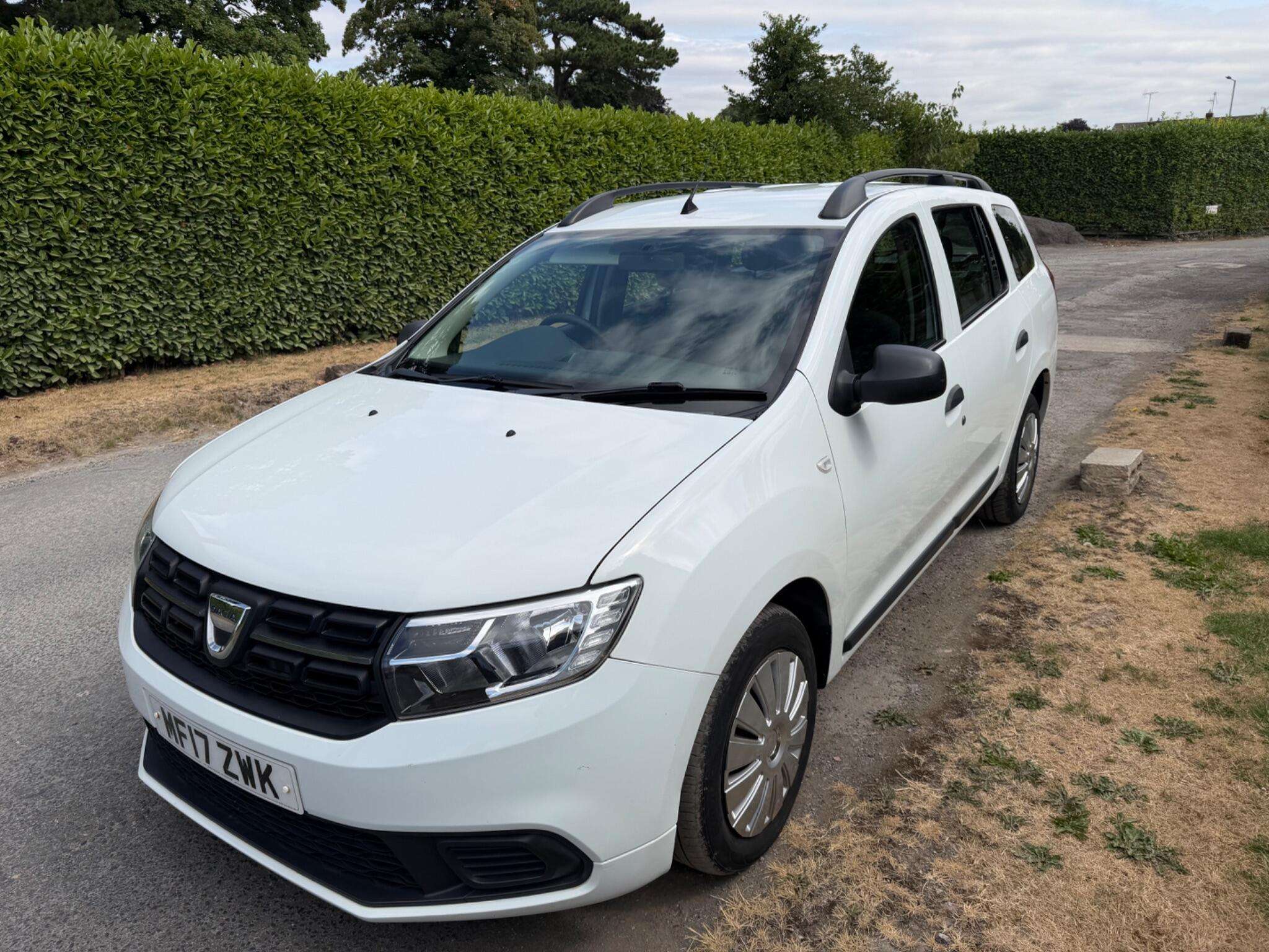2017 DACIA LOGAN 2017 DACIA LOGAN
