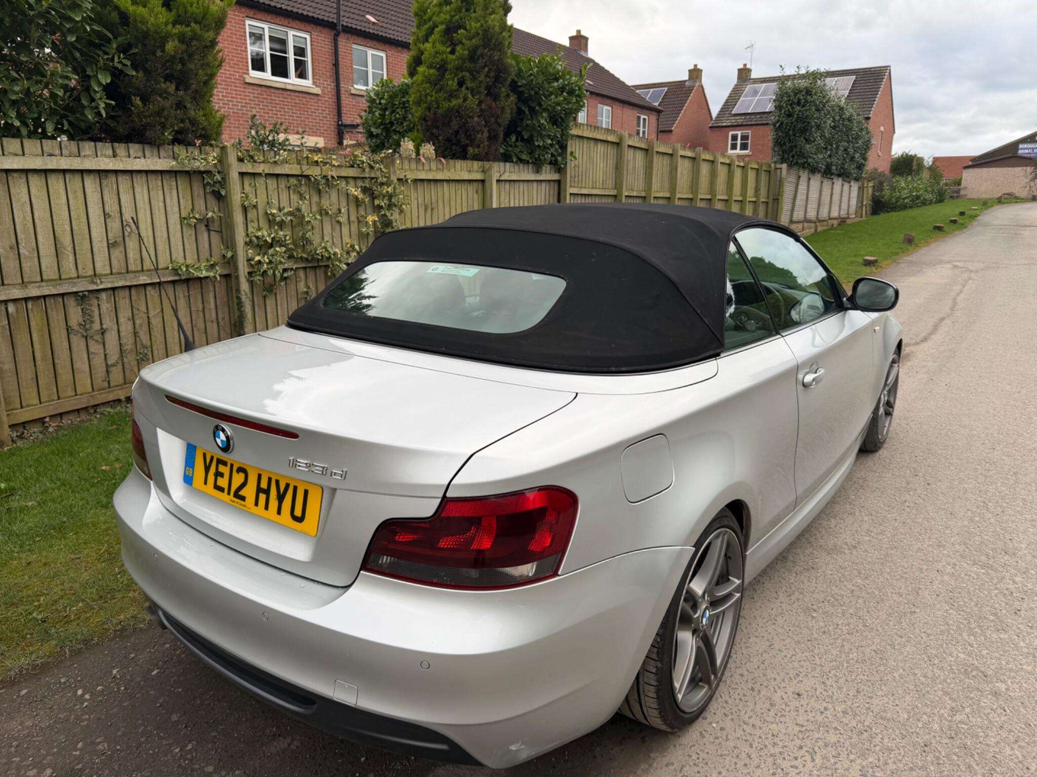 2012 BMW 1 SERIES 2012 BMW 1 SERIES