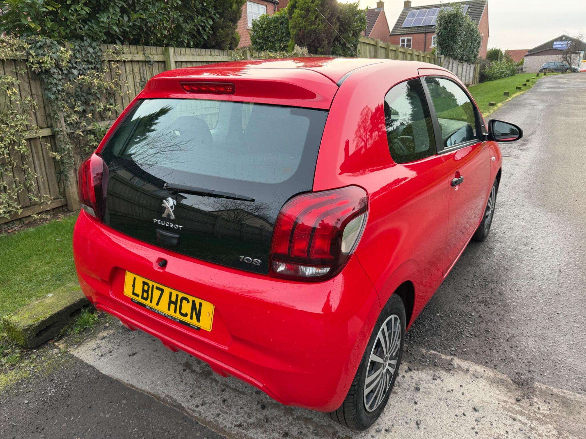 2017 PEUGEOT 108 2017 PEUGEOT 108