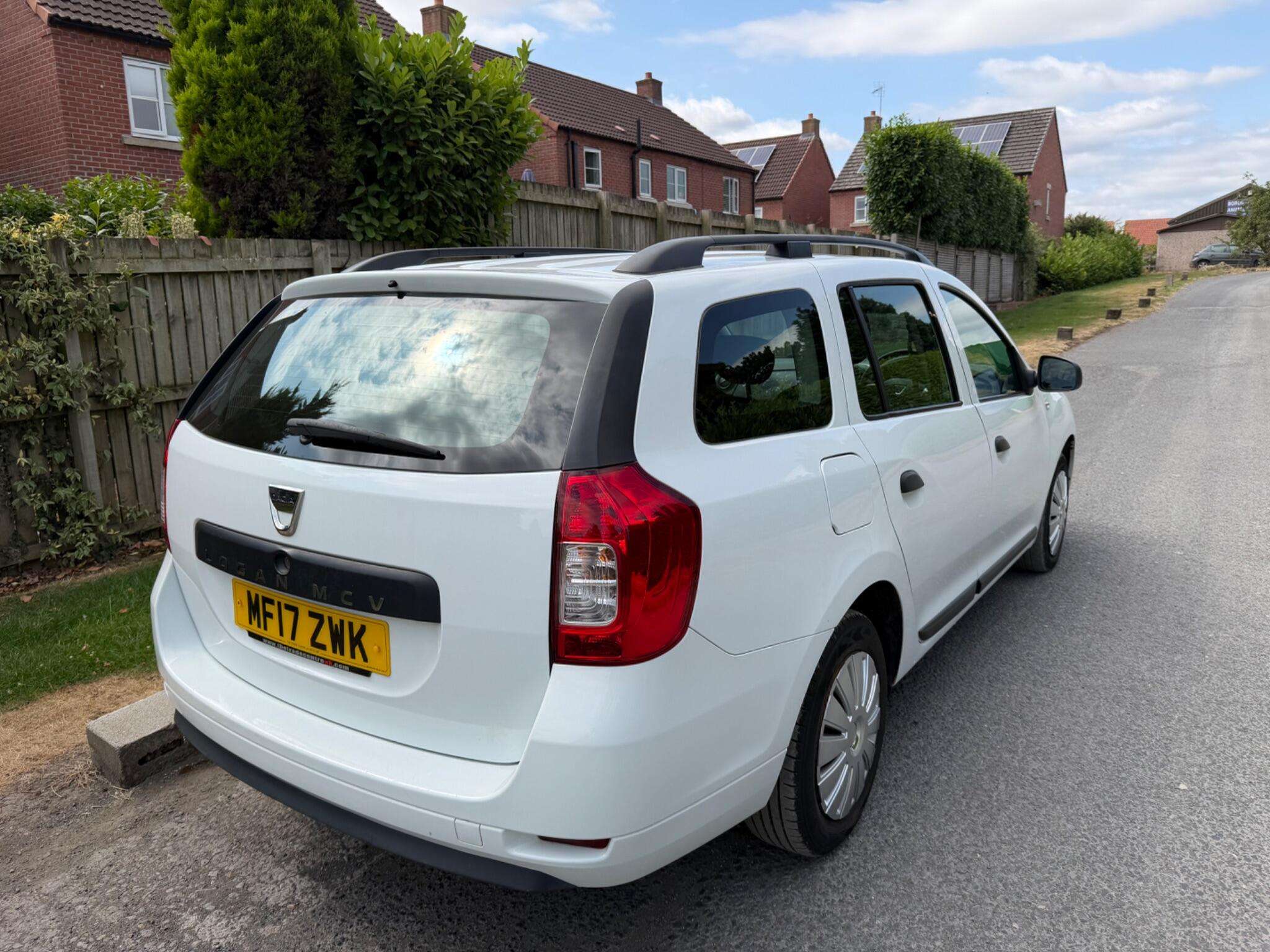 2017 DACIA LOGAN 2017 DACIA LOGAN