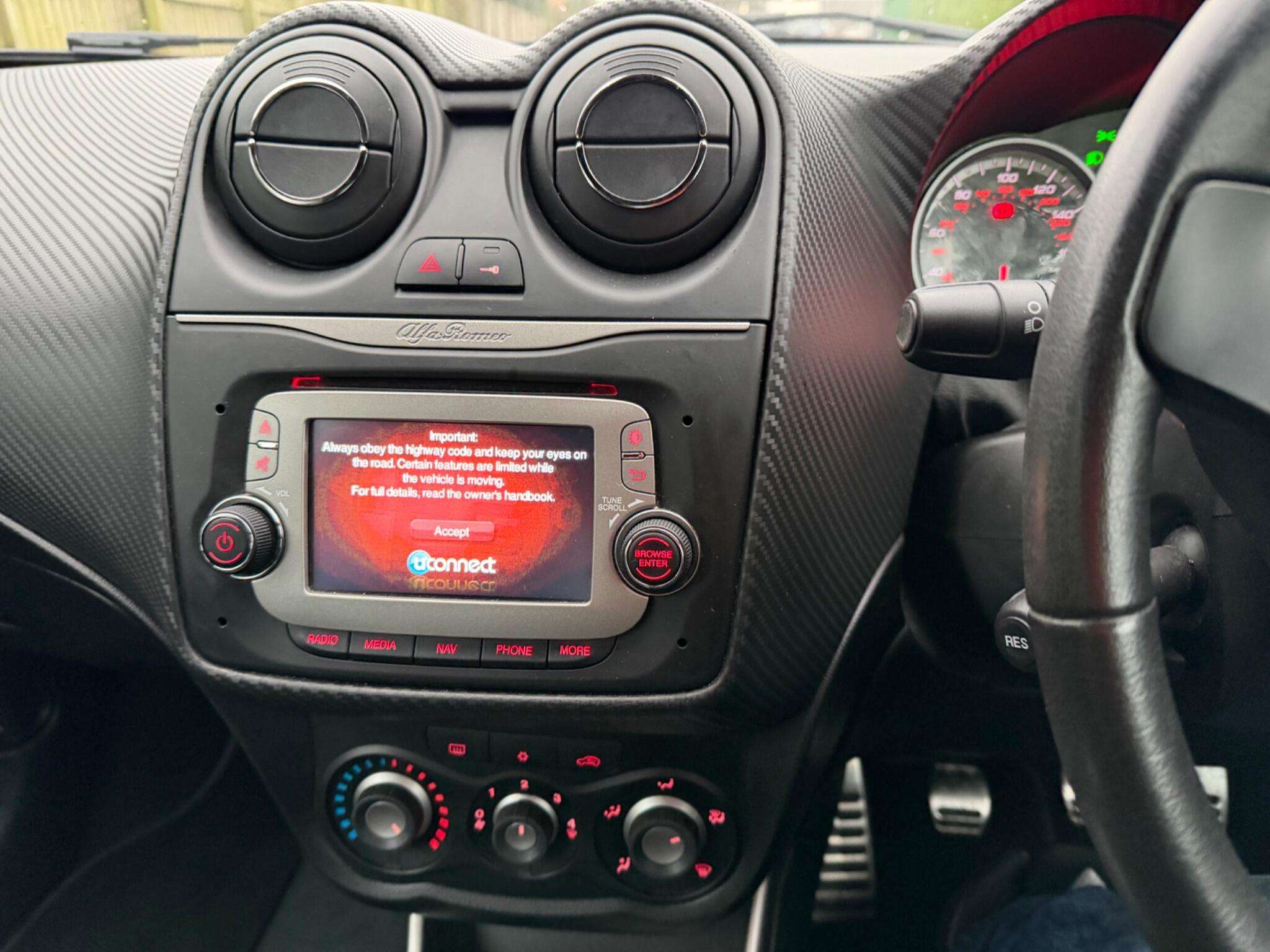 2014 ALFA ROMEO MITO 2014 ALFA ROMEO MITO