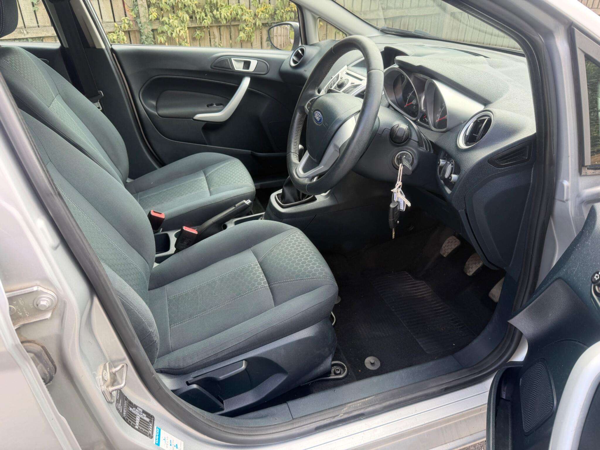 2012 FORD FIESTA 2012 FORD FIESTA