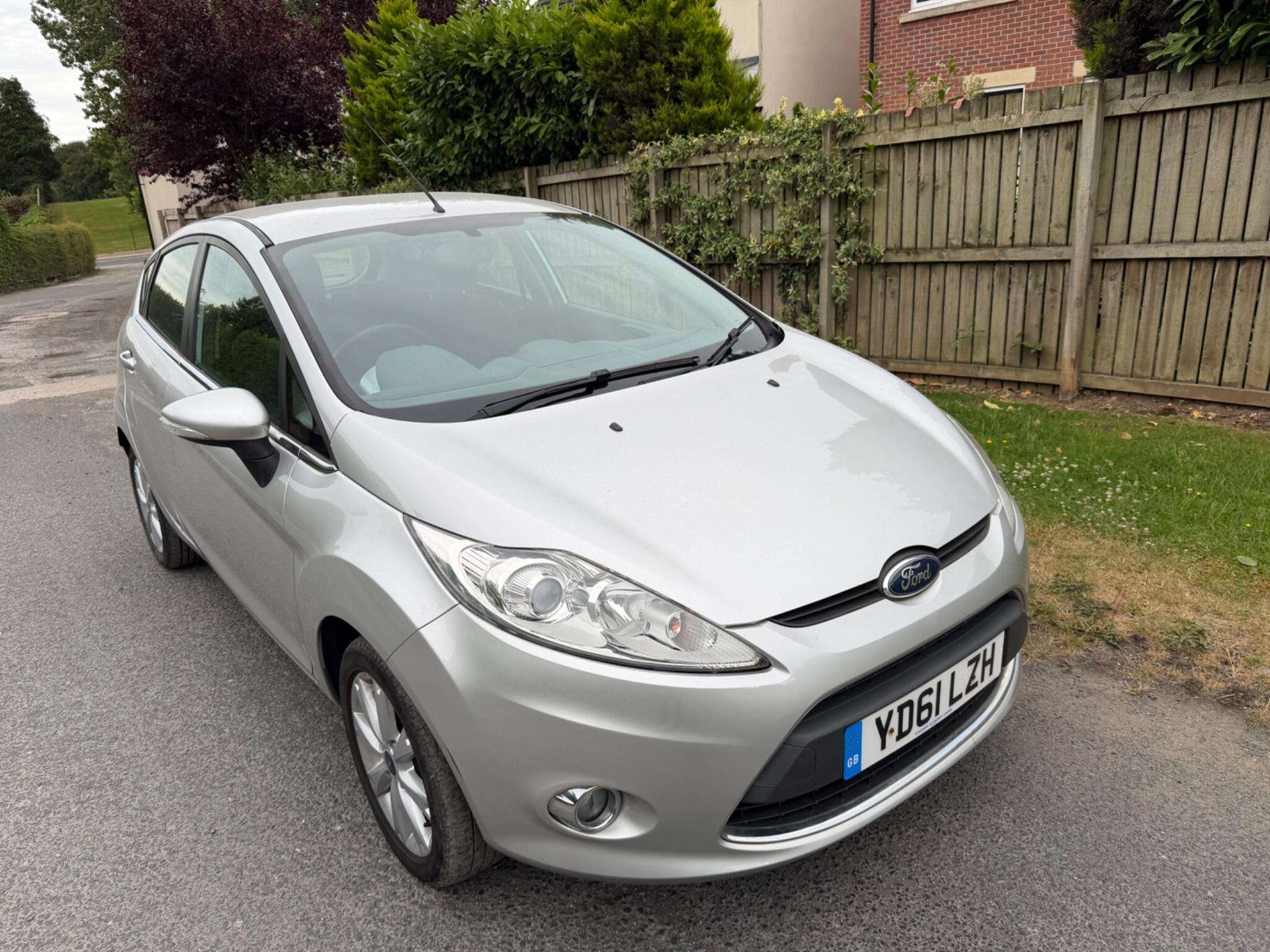A 2011 FORD FIESTA 1.4 Zetec 5dr A 2011 FORD FIESTA 1.4 Zetec 5dr