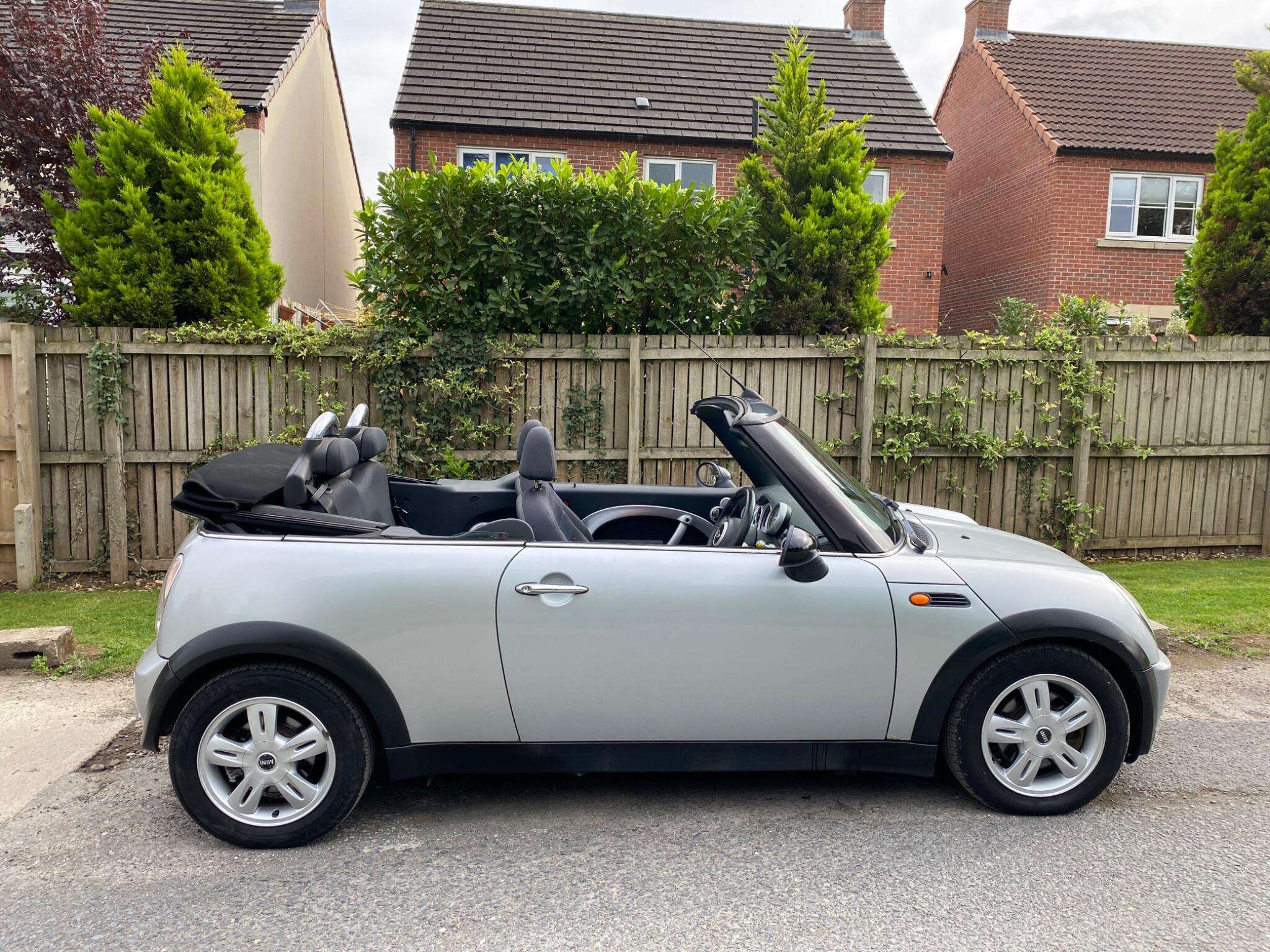2008 MINI CONVERTIBLE 2008 MINI CONVERTIBLE