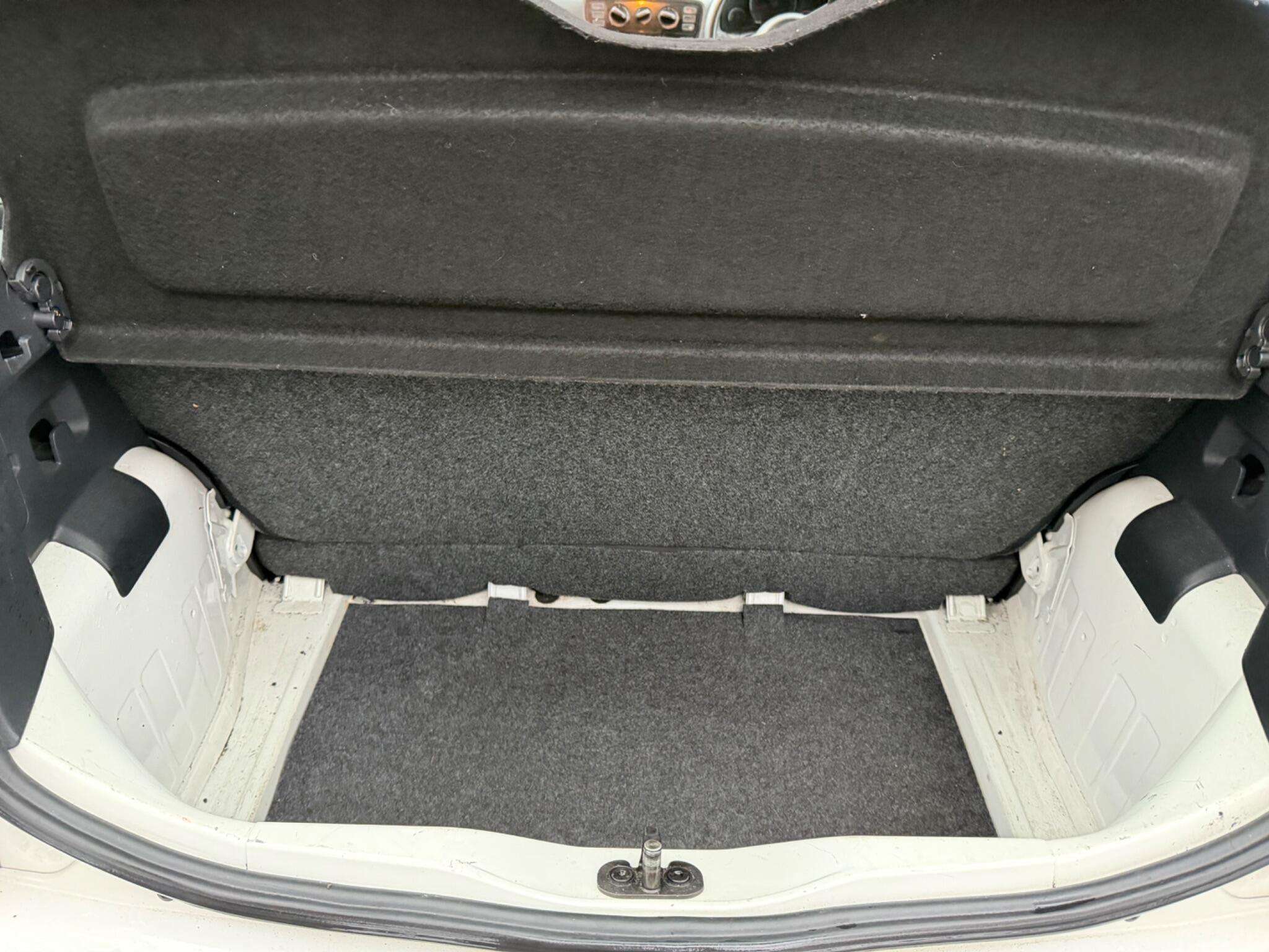 2014 VOLKSWAGEN UP! 2014 VOLKSWAGEN UP!