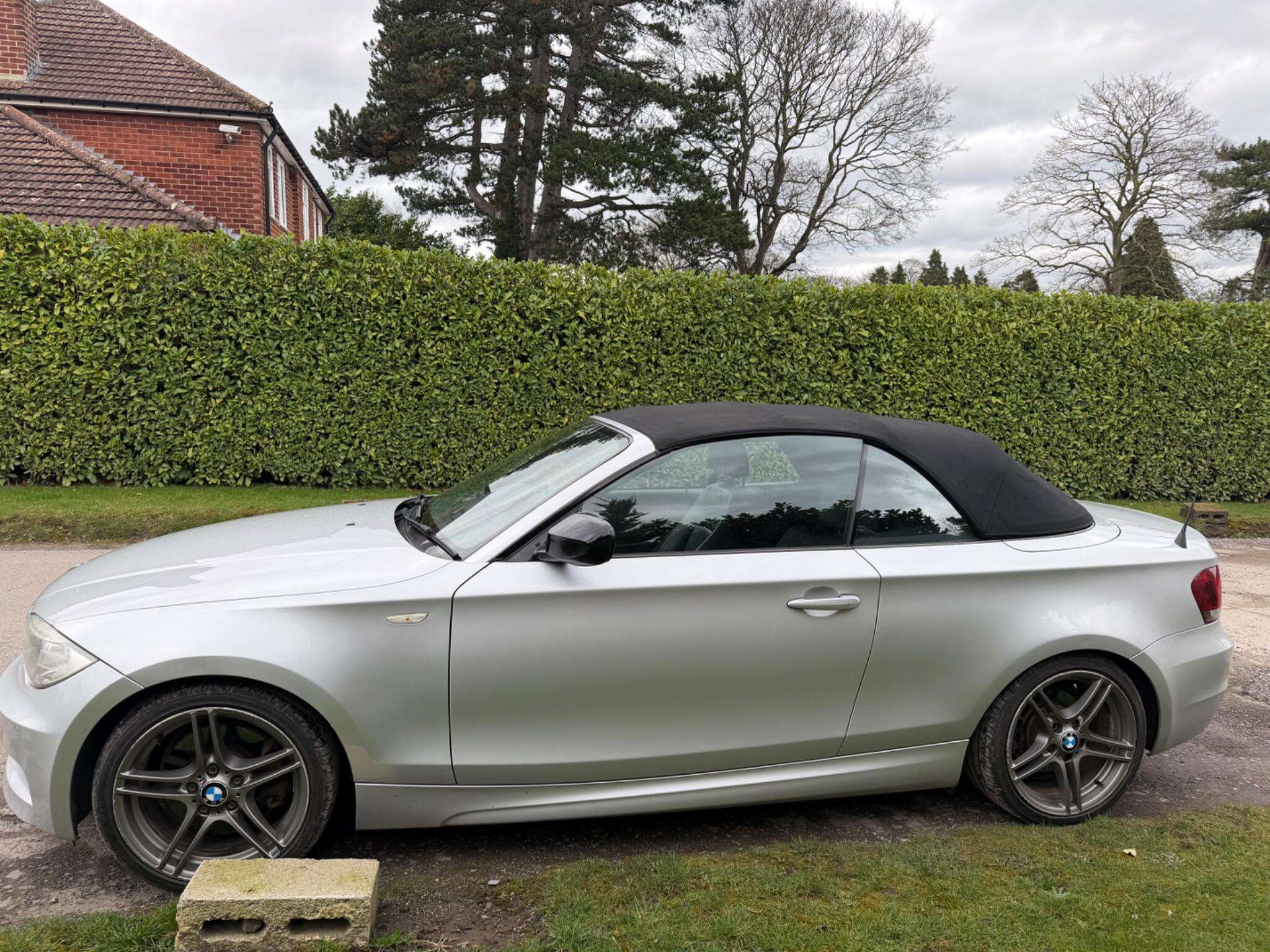 2012 BMW 1 SERIES 2012 BMW 1 SERIES