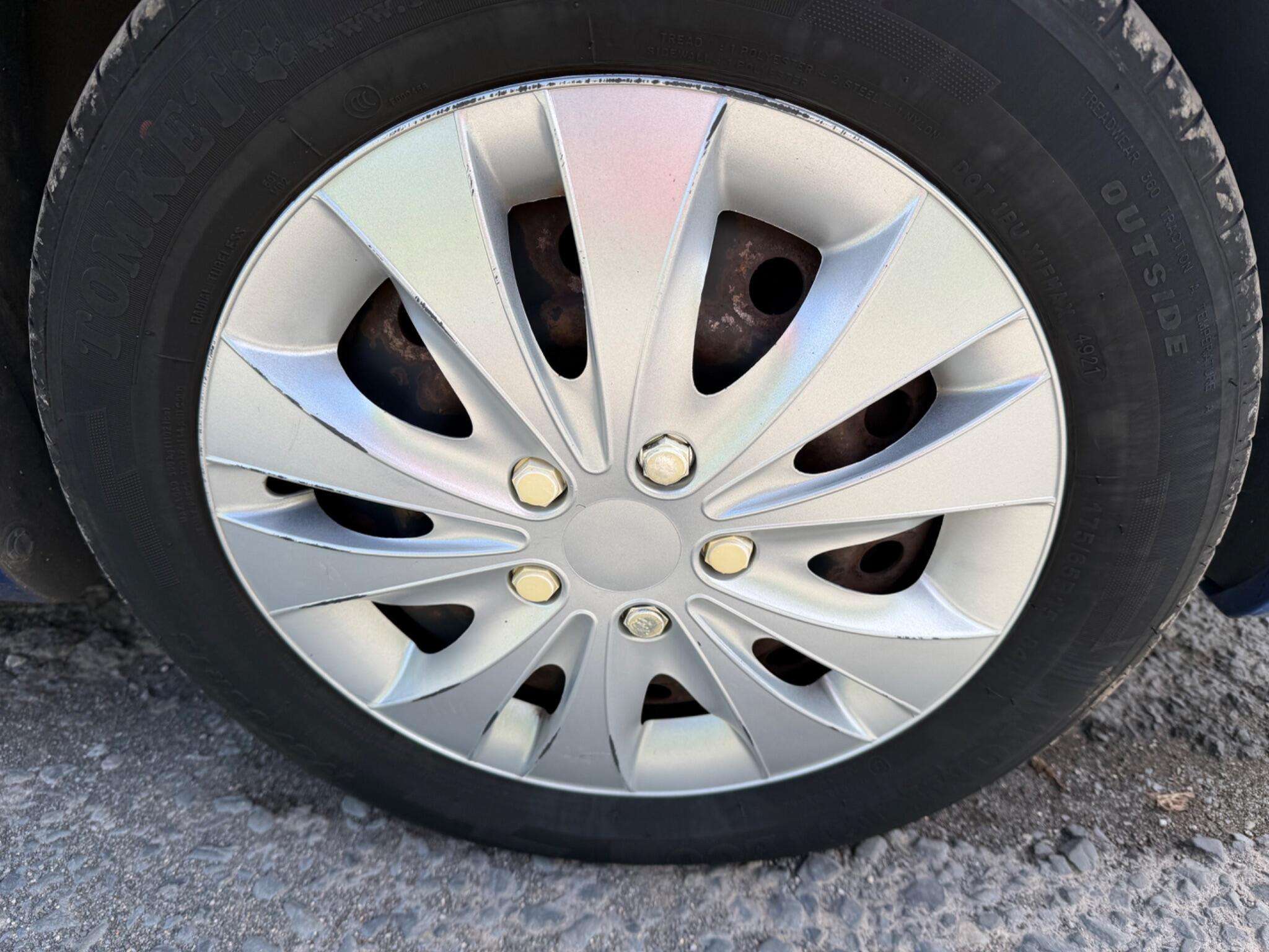 2013 SUZUKI SWIFT 2013 SUZUKI SWIFT