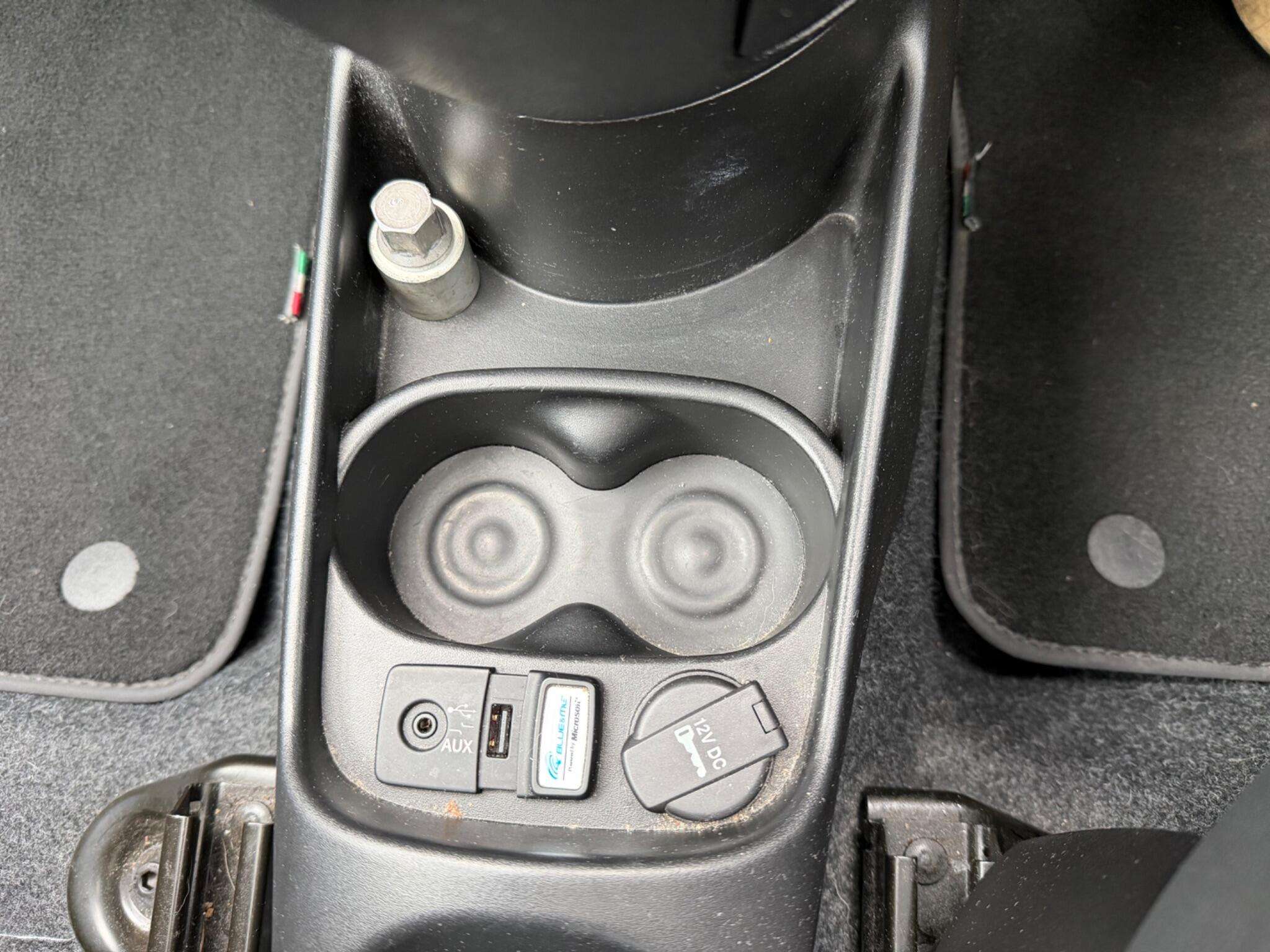 2014 FIAT 500 2014 FIAT 500