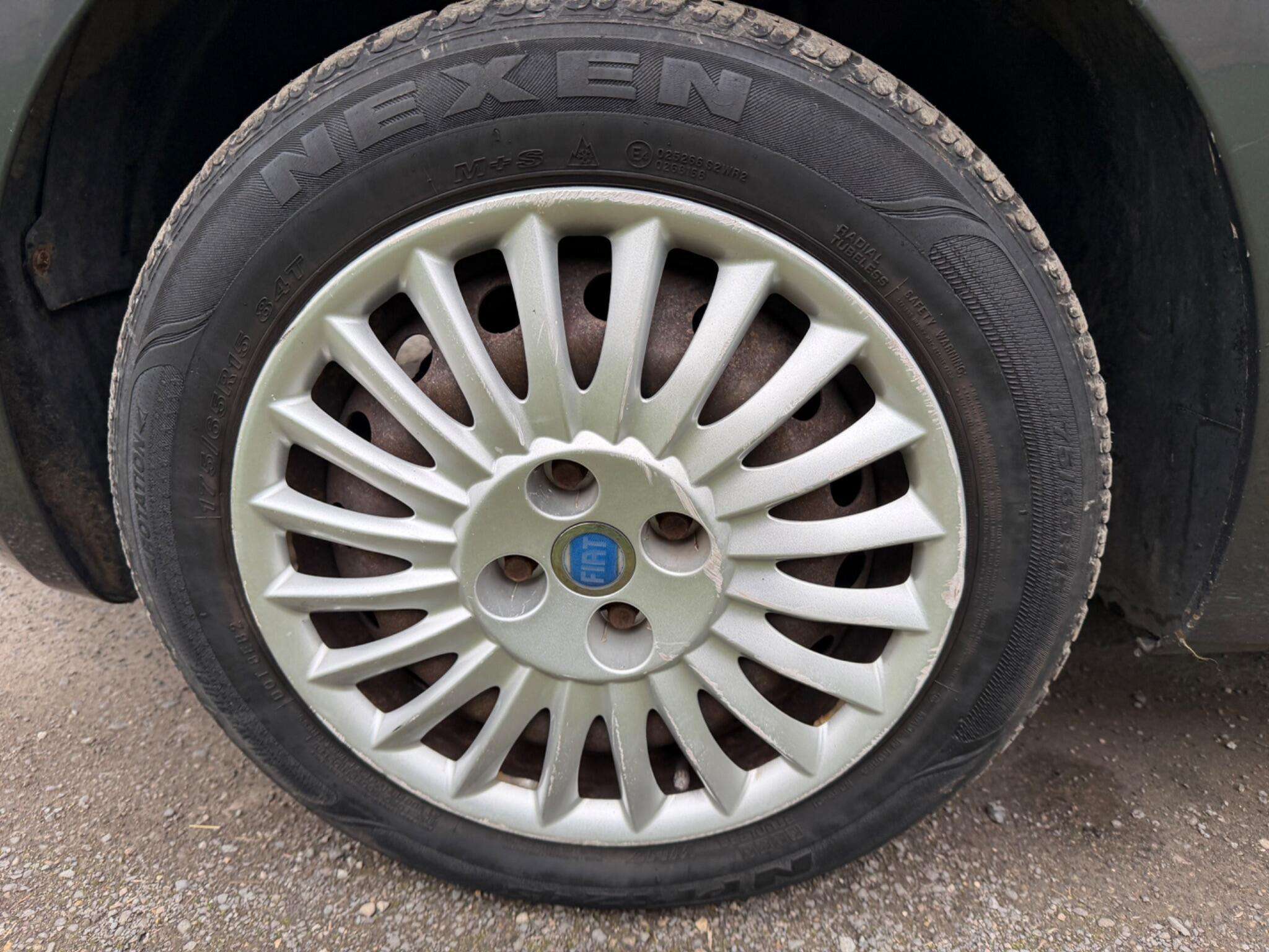 2013 FIAT PUNTO 2013 FIAT PUNTO