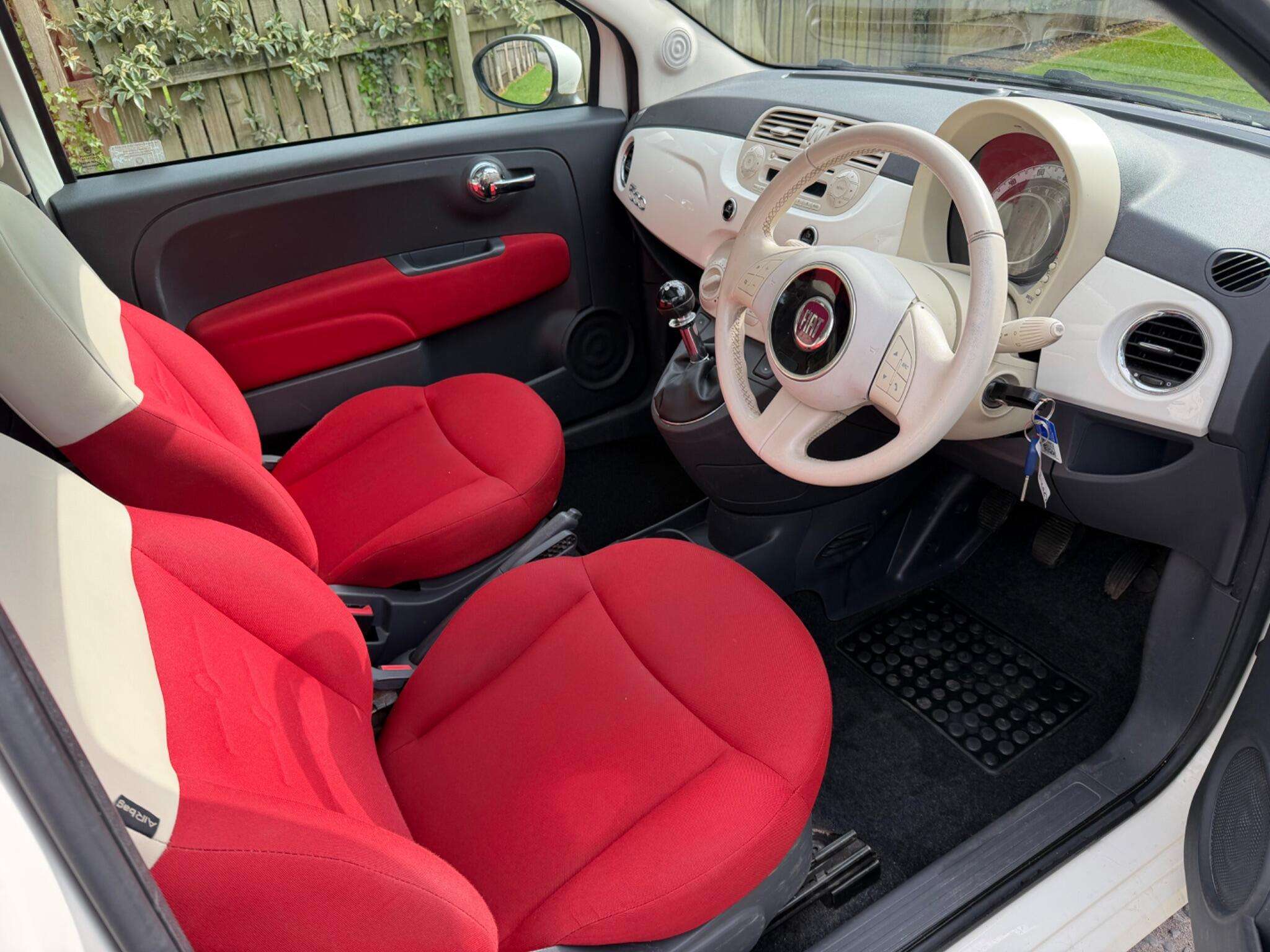 2012 FIAT 500 2012 FIAT 500