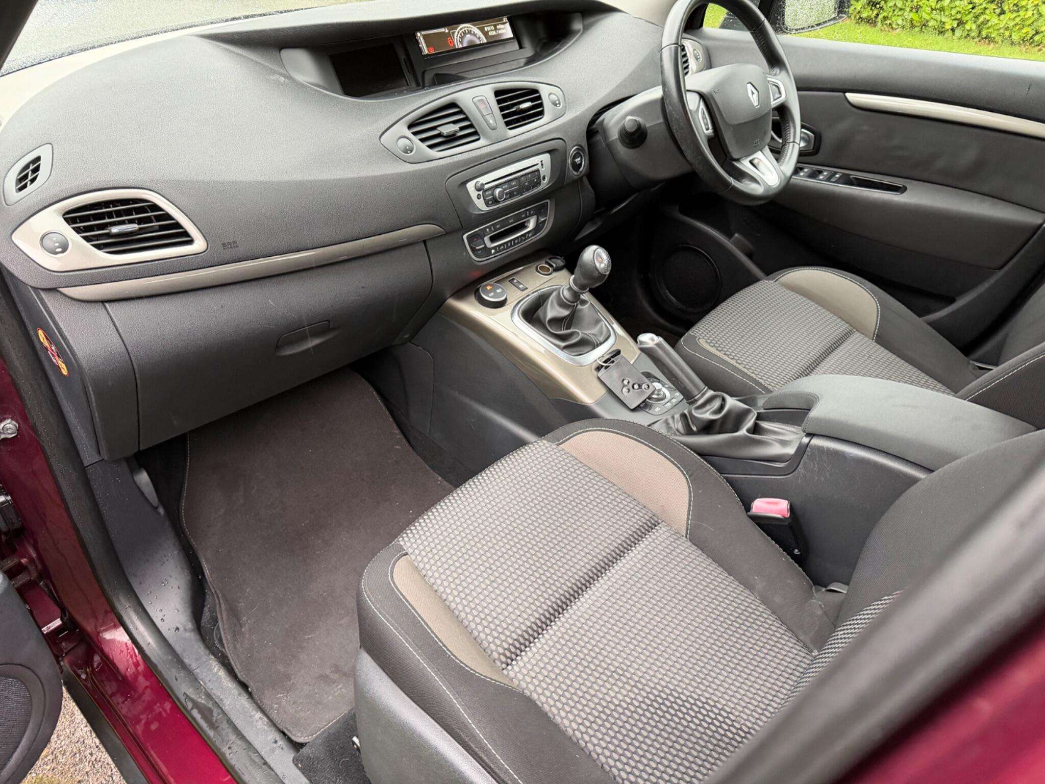 2014 RENAULT SCENIC XMOD 2014 RENAULT SCENIC XMOD