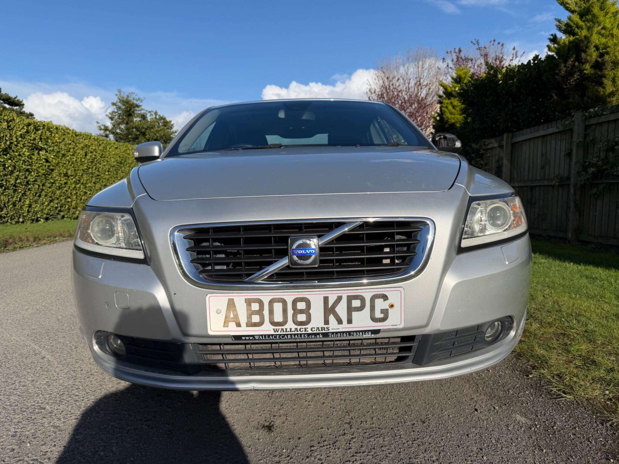 A 2008 VOLVO S40 2.0D SE Euro 4 4dr A 2008 VOLVO S40 2.0D SE Euro 4 4dr