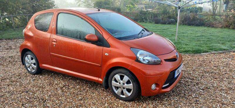 A 2012 TOYOTA AYGO 1.0 VVT-i Fire Euro 5 3dr A 2012 TOYOTA AYGO 1.0 VVT-i Fire Euro 5 3dr