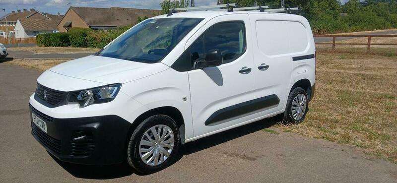 A 2021 PEUGEOT PARTNER 1.5 BlueHDi 1000 Professional Standard Panel Van SWB Euro 6 5dr A 2021 PEUGEOT PARTNER 1.5 BlueHDi 1000 Professional Standard Panel Van SWB Euro 6 5dr