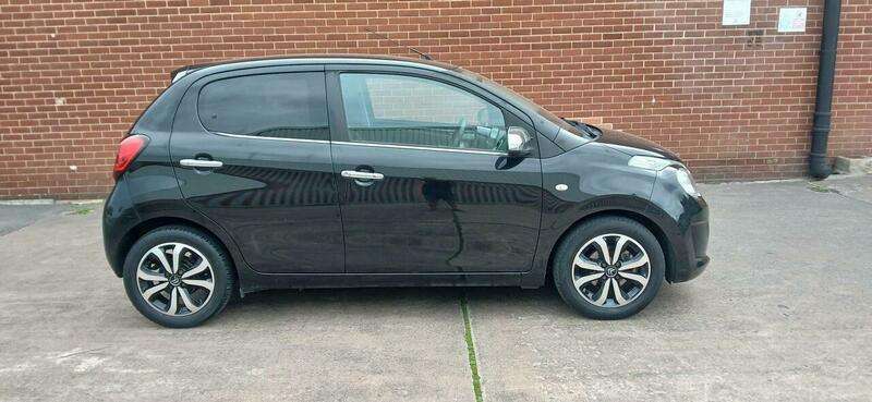 A 2017 CITROEN C1 1.2 PureTech Flair Hatchback 5dr Petrol Manual Euro 6 (82 ps) A 2017 CITROEN C1 1.2 PureTech Flair Hatchback 5dr Petrol Manual Euro 6 (82 ps)