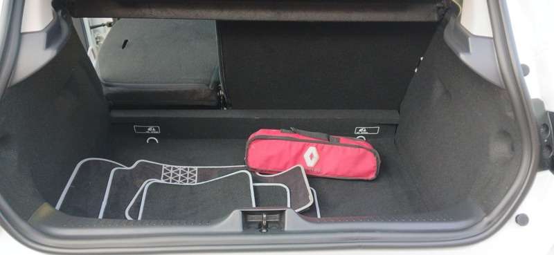 2016 RENAULT CLIO 2016 RENAULT CLIO