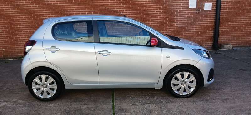 A 2017 PEUGEOT 108 1.0 Active Hatchback 5dr Petrol Manual Euro 6 (68 ps) A 2017 PEUGEOT 108 1.0 Active Hatchback 5dr Petrol Manual Euro 6 (68 ps)