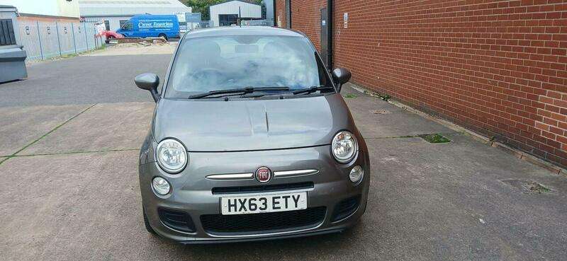 A 2013 FIAT 500 0.9 TwinAir S Euro 5 (s/s) 3dr A 2013 FIAT 500 0.9 TwinAir S Euro 5 (s/s) 3dr